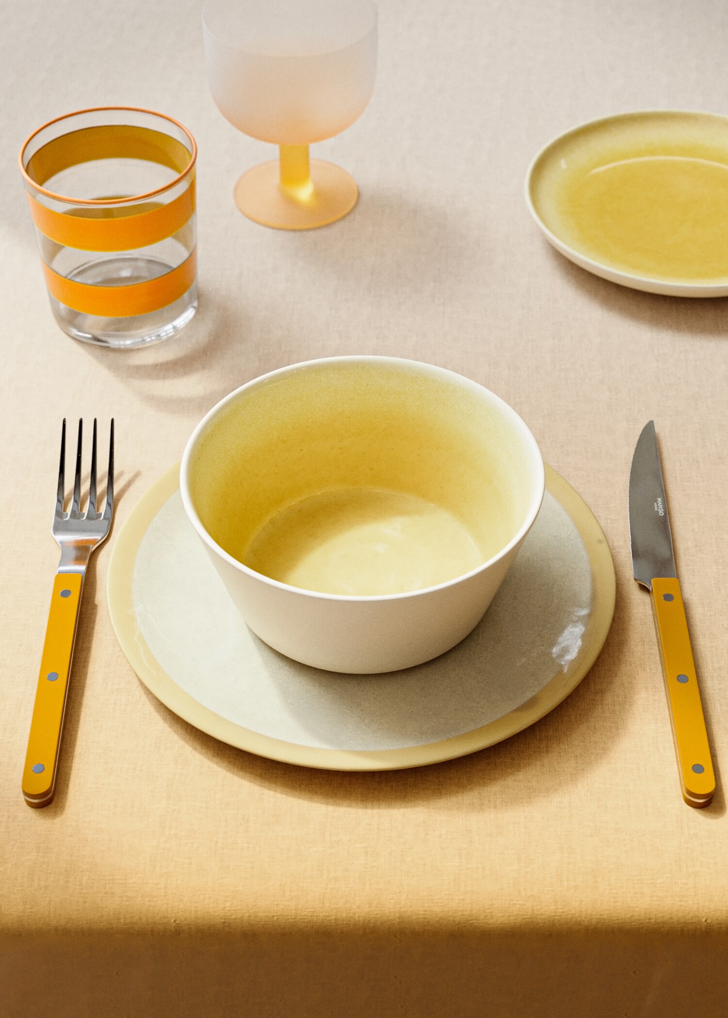 Bol gres color degradat - Pla general