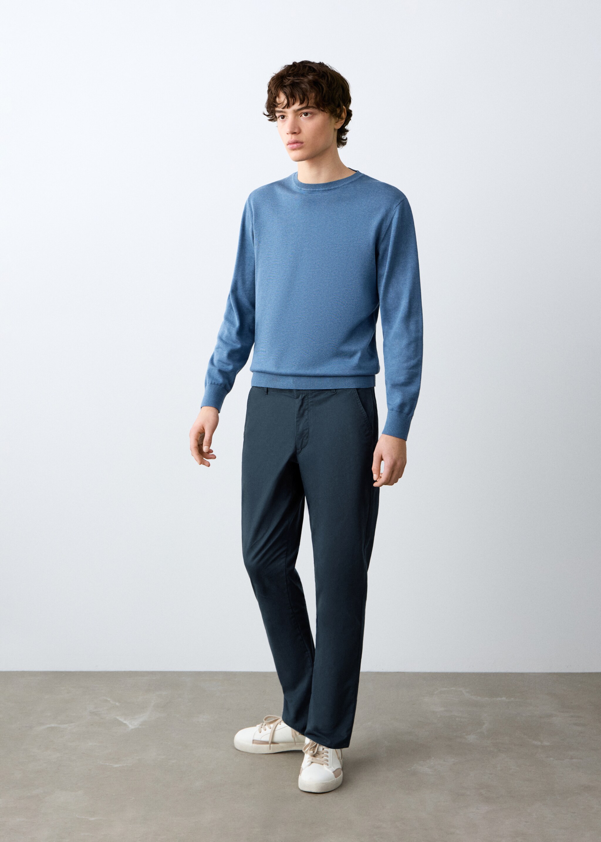 Pantalon chino uni - Plan général, Bleu marine. Ref: 27091511-00.