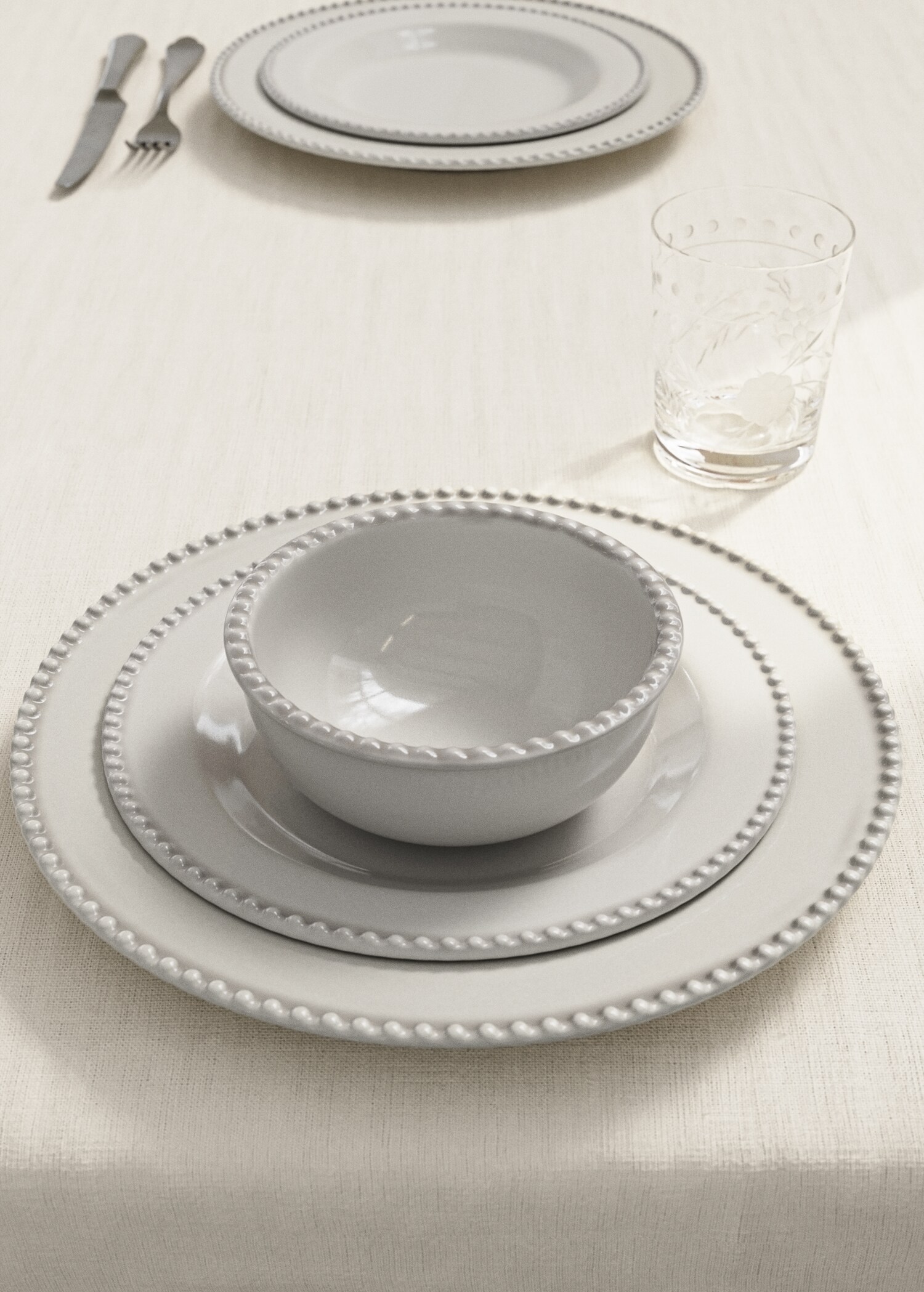 Decorative gres bowl - General plane