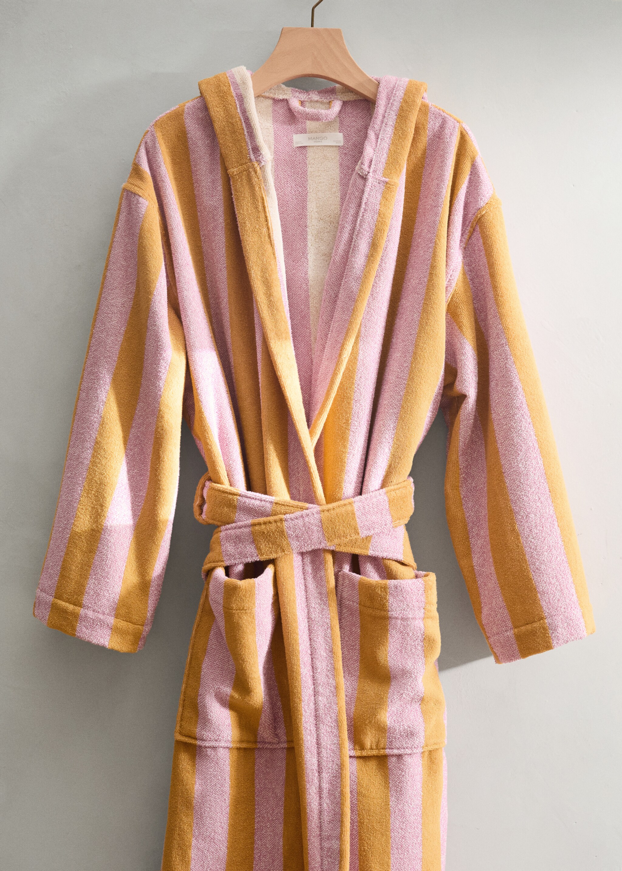 Thick cotton hooded dressing gown - General plane, Pale Pink. Ref: 27091528-00.