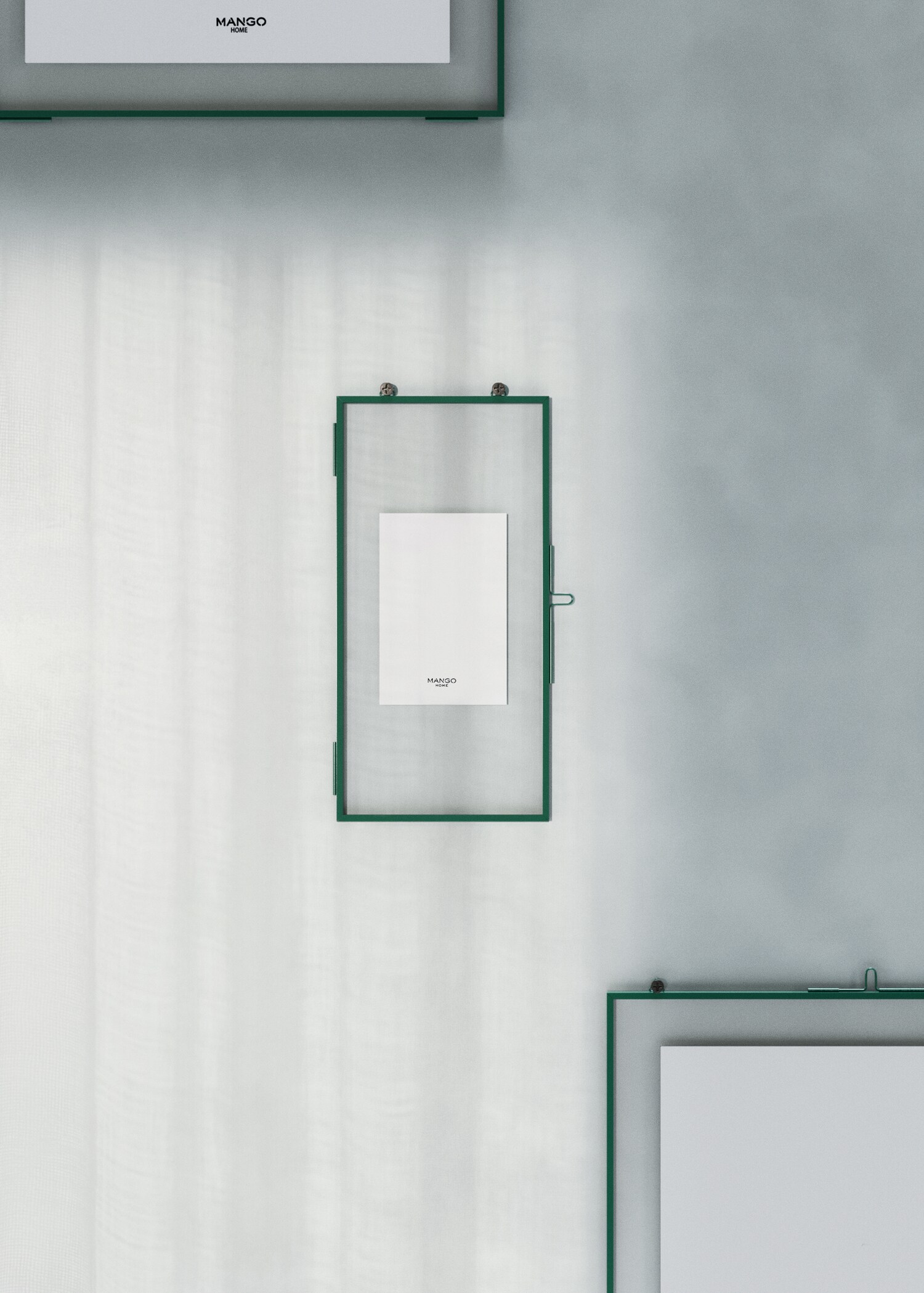 Металева кольорова рамка середнього розміру - Загальний план