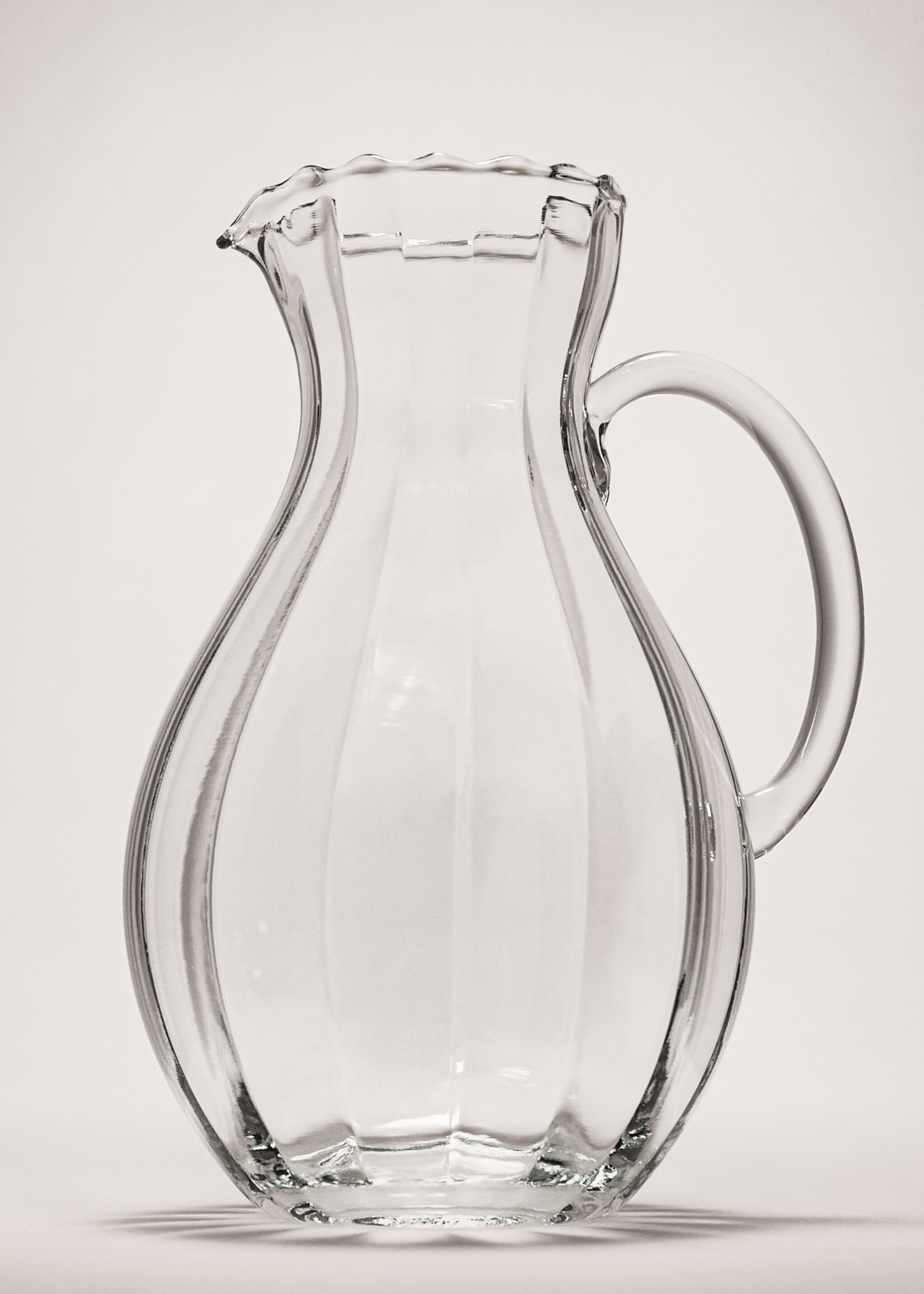 Irregular glass jug - General plane, Ice Grey. Ref: 27092923-00.