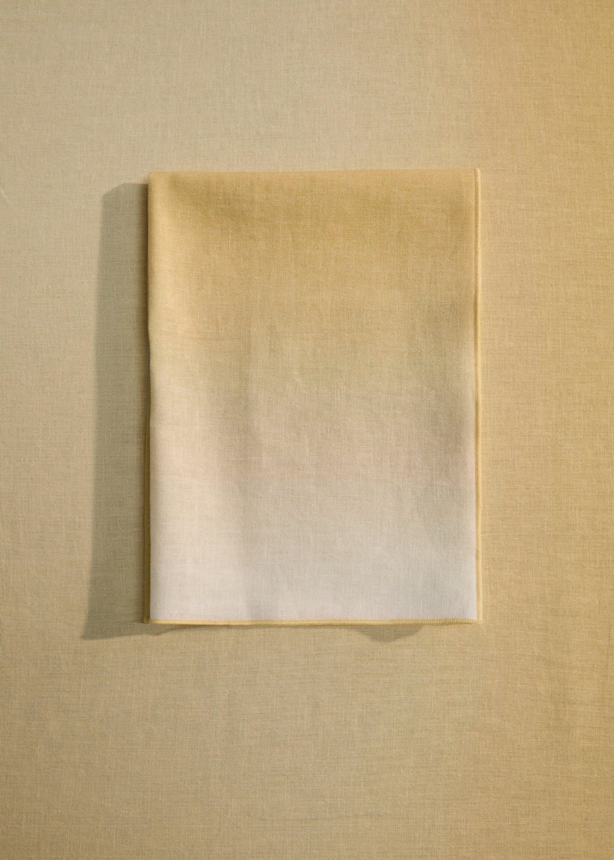 Ombre effect cotton-linen napkins - General plane, Yellow. Ref: 27093276-00.