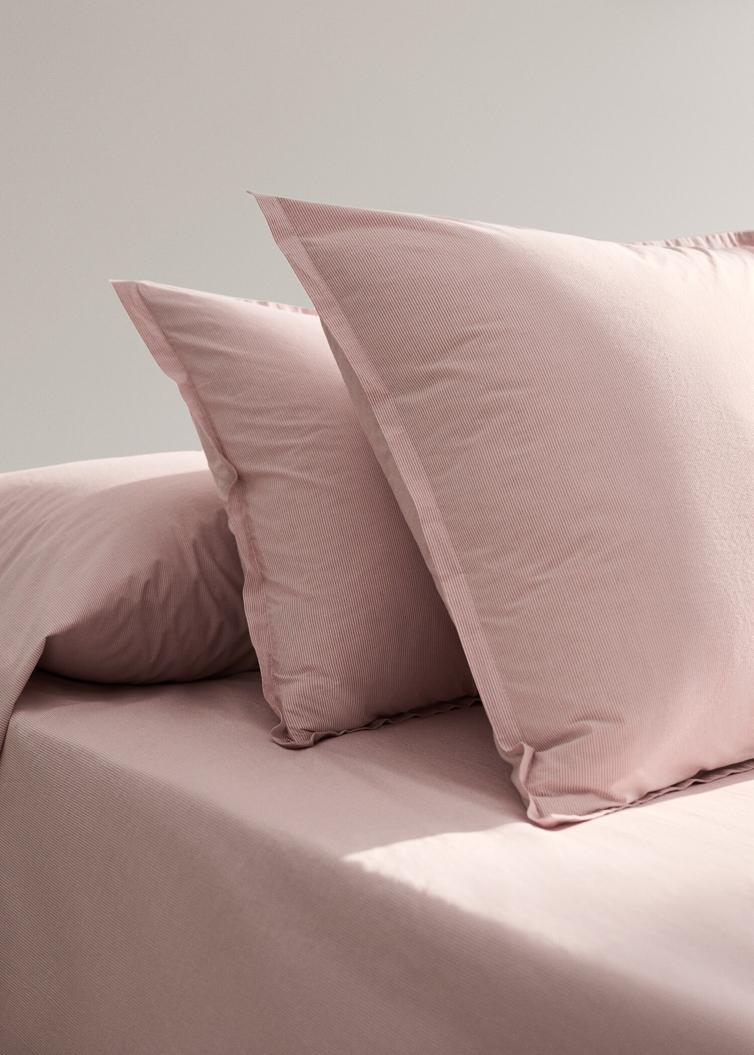 Kuddfodral i färgat bomullstyg 45x110 cm - Allmän bild