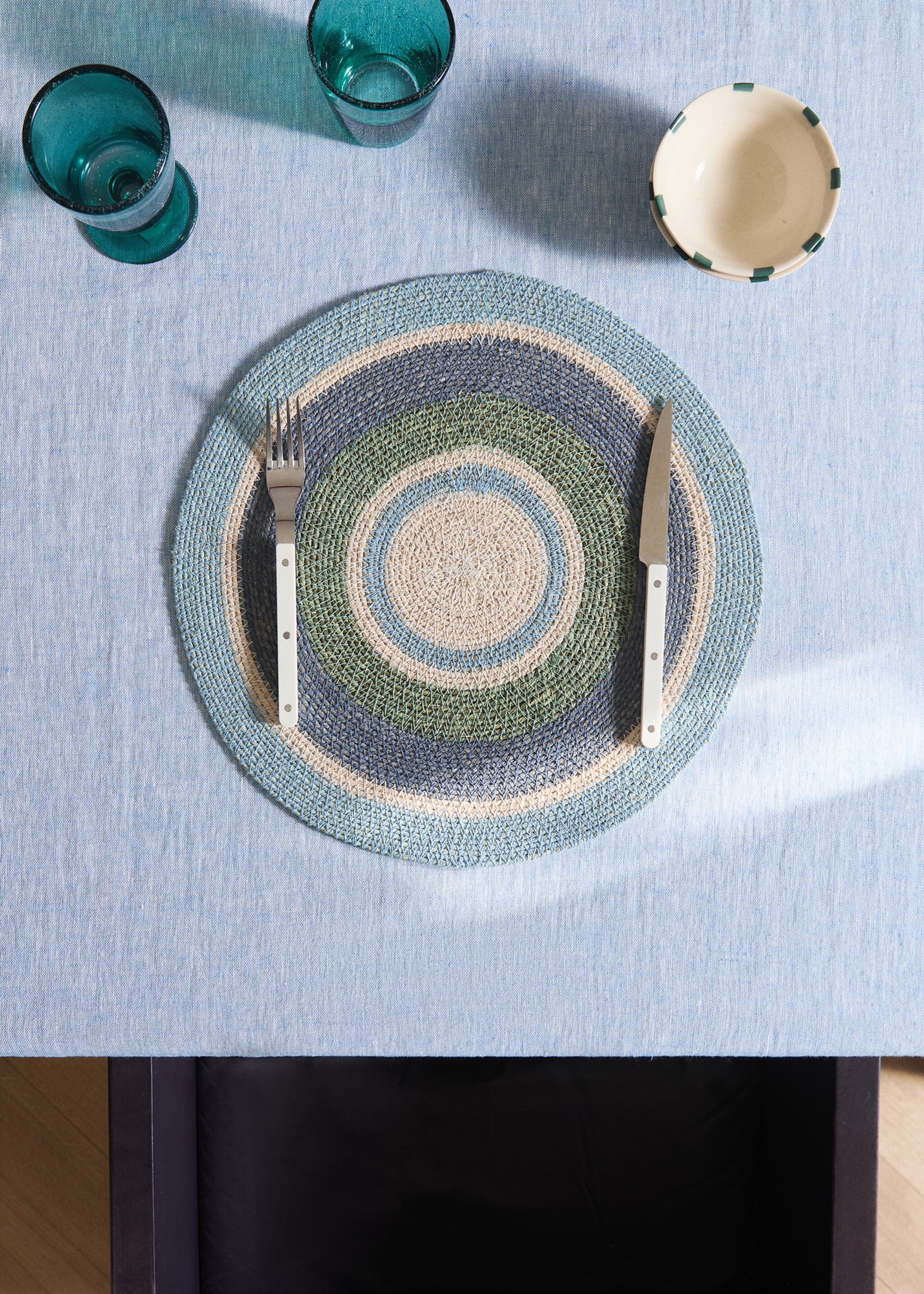 Round seagrass table mat - General plane, Blue. Ref: 27093287-00.