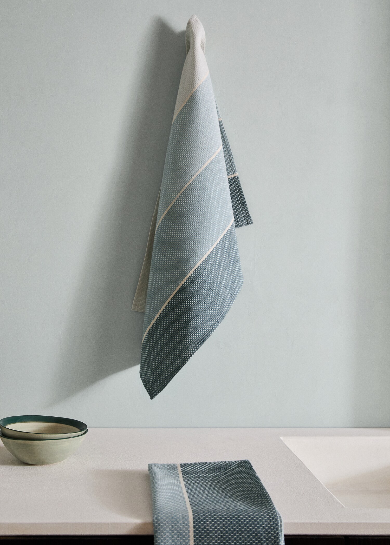 Waffle weave kitchen towels - General plane