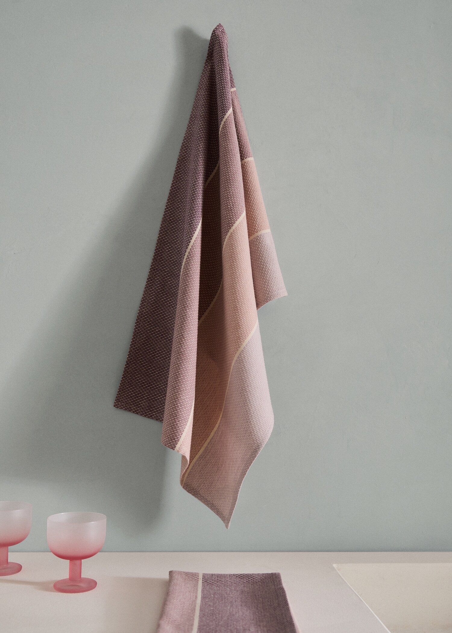 Waffle weave kitchen towels - General plane