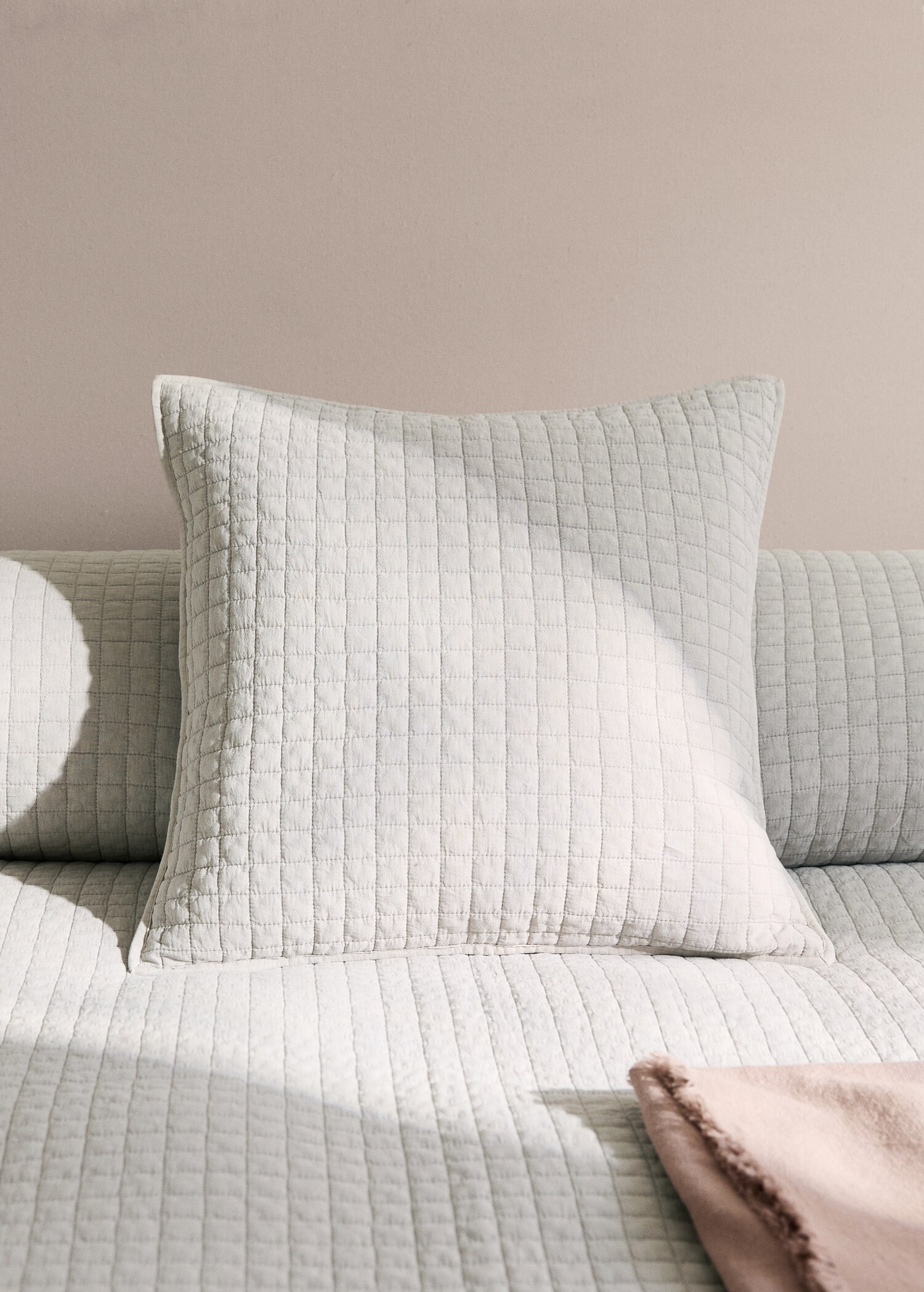 Funda cojín cama algodón garment dyed 50x50 cm - Plano general