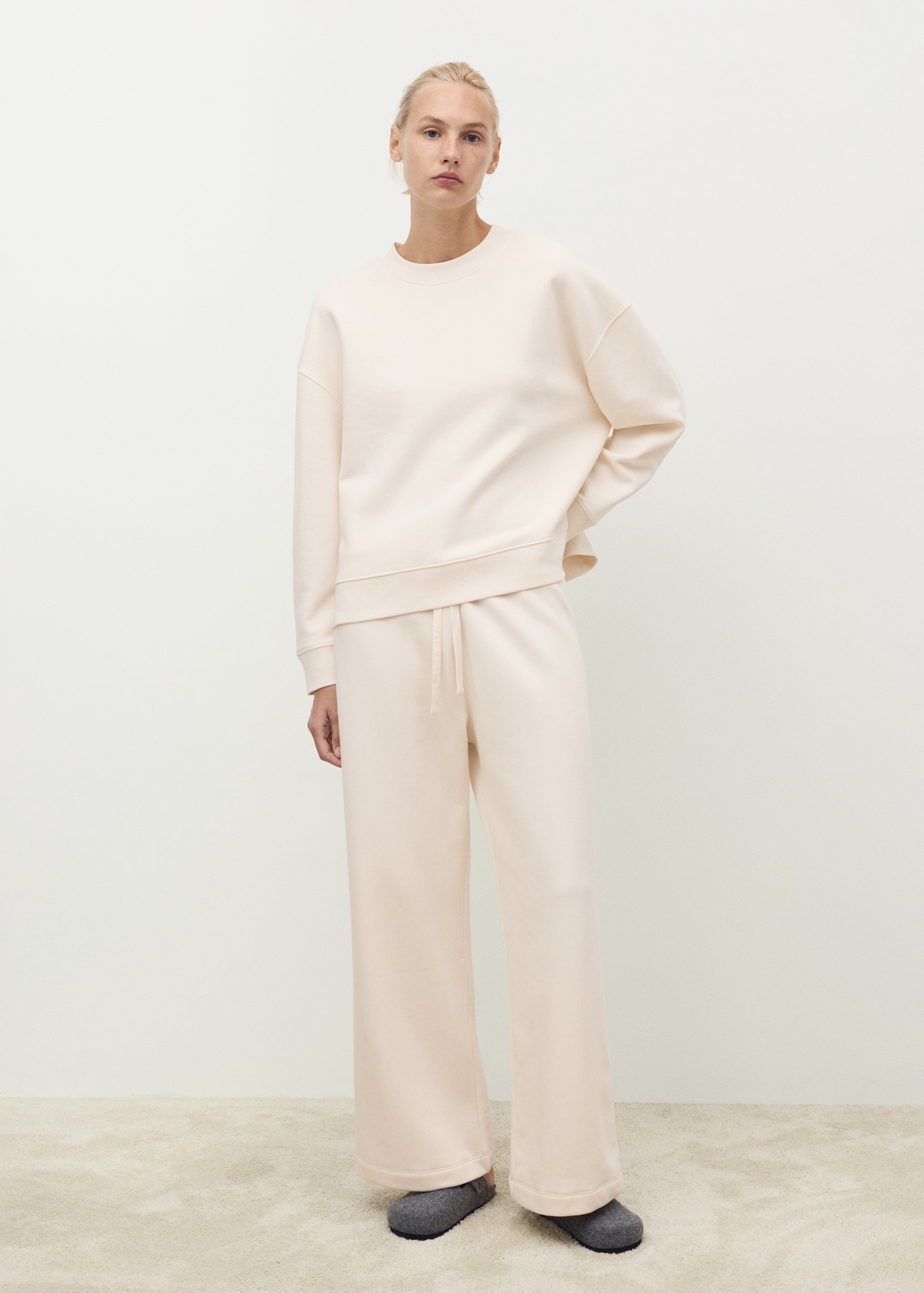 Fluid cotton sweatshirt - General plane