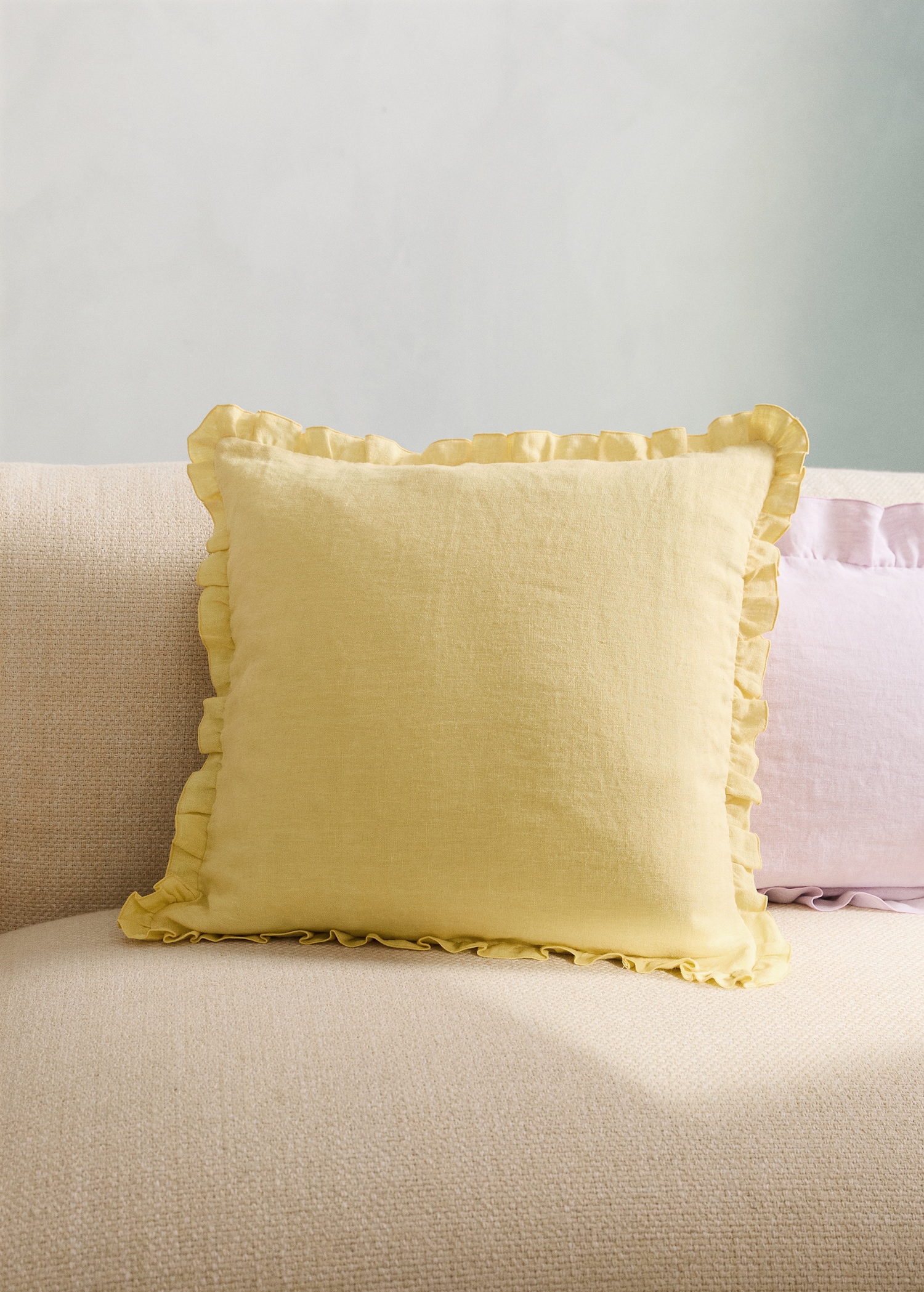100% linen cushion cover with ruffle 45x45 cm - General plane