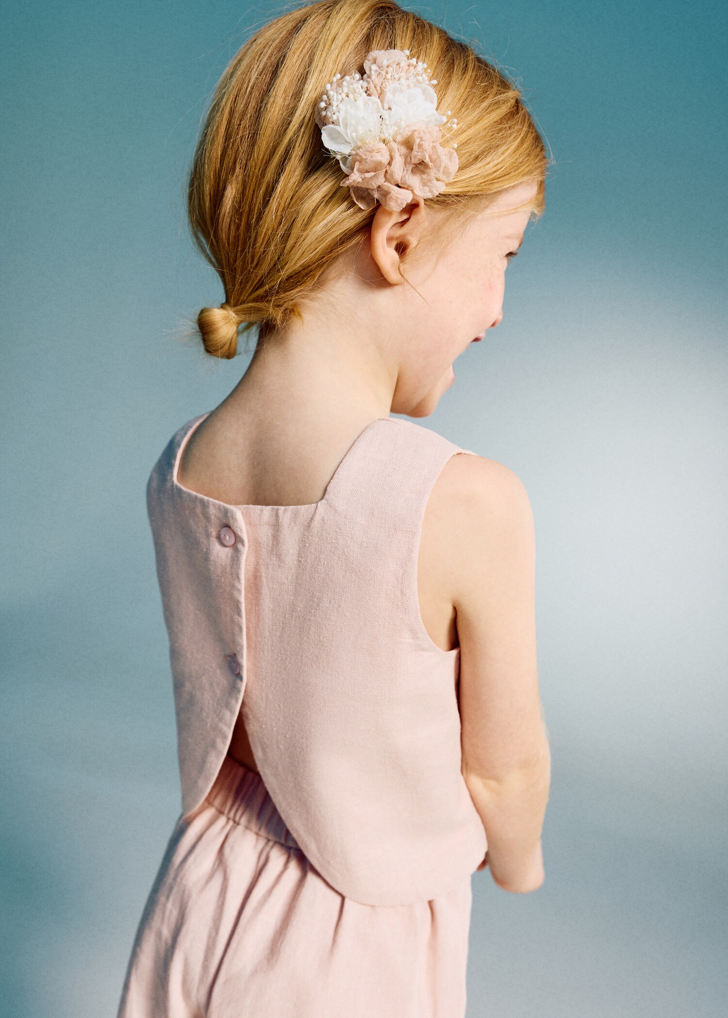 2 pack flower hairclips - General plane