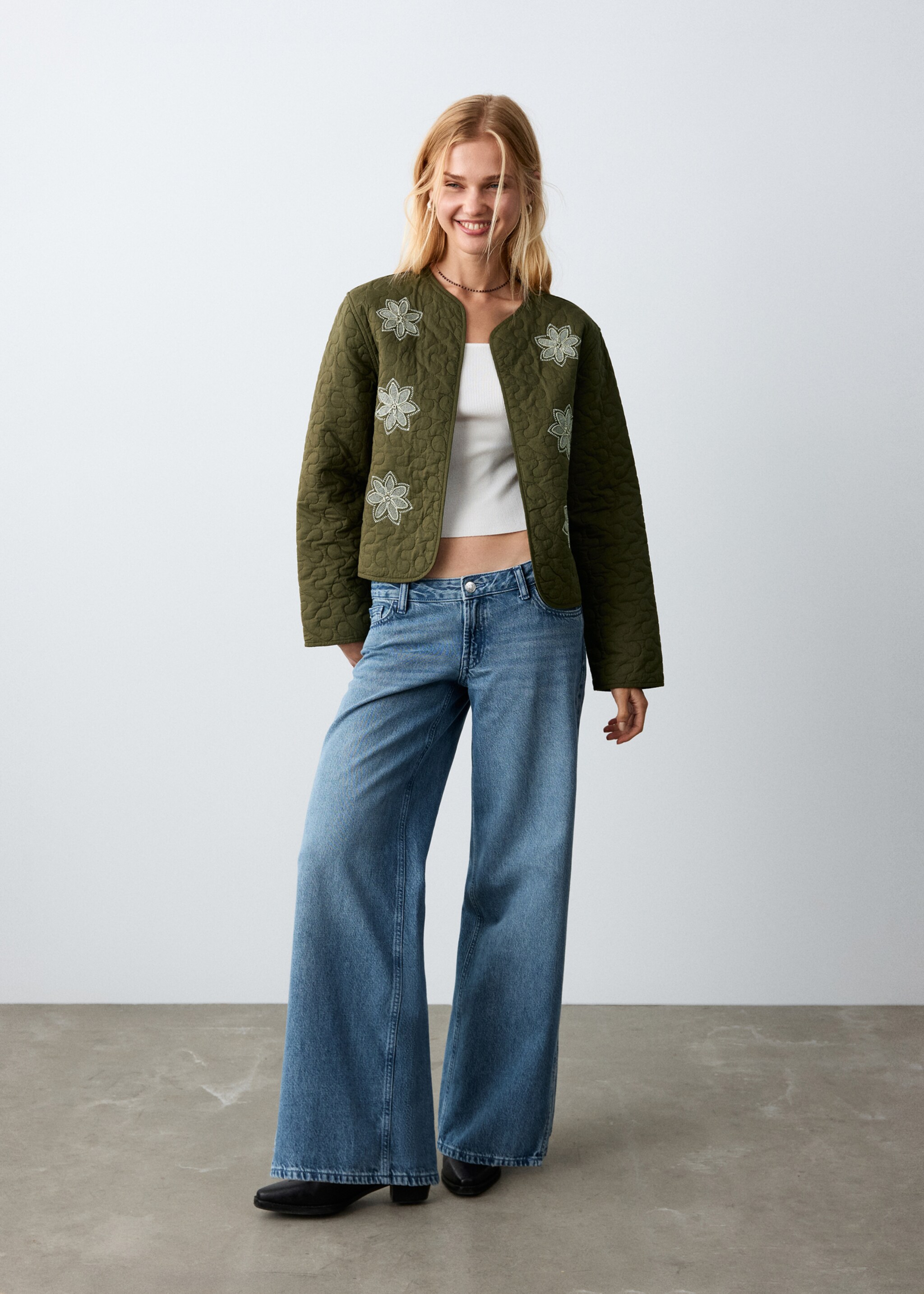 Veste matelassée brodée - Plan général, Kaki. Ref: 27094048-00.