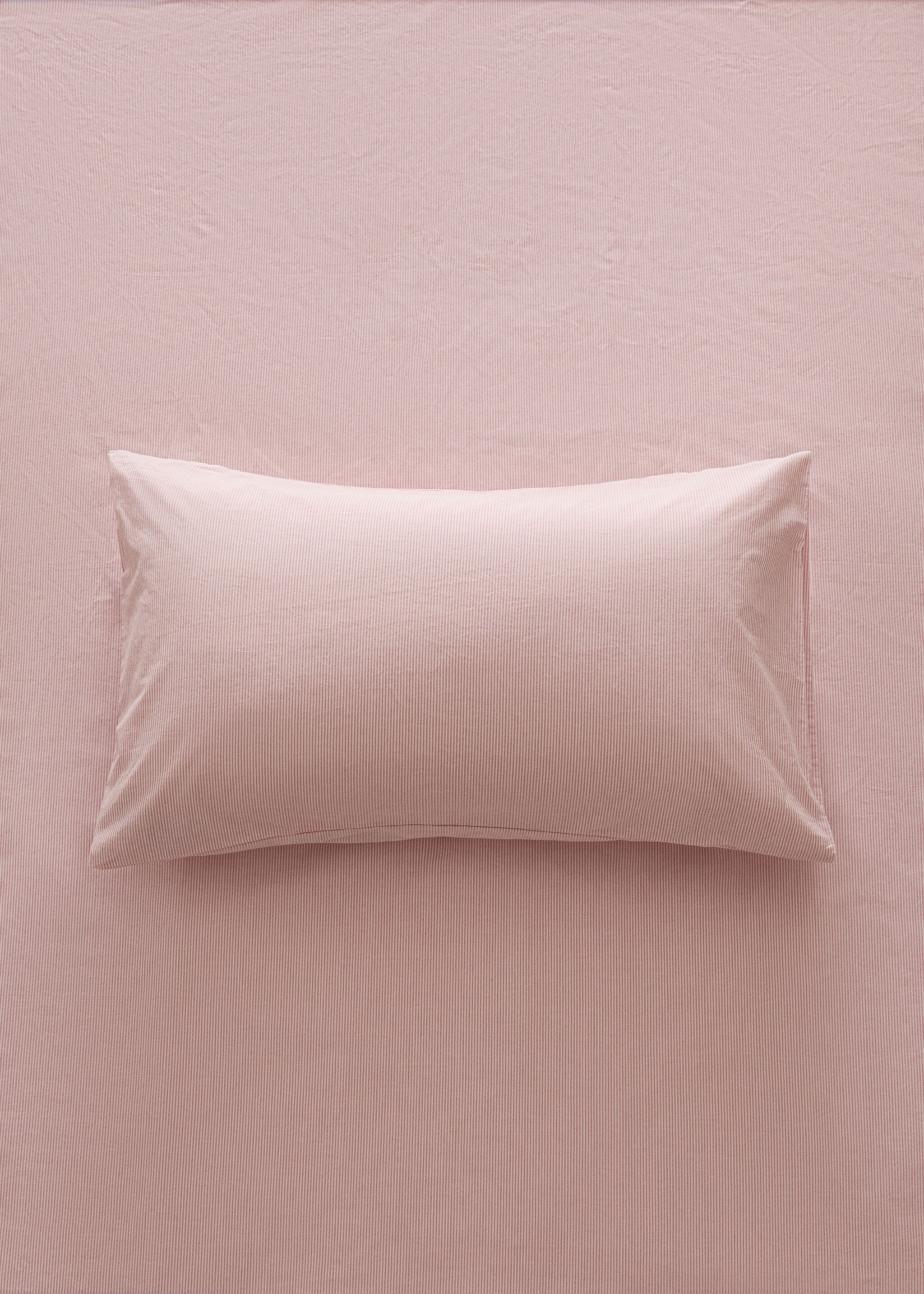 Cot bed pillowcase with fine striped yarn-dyed cotton - General plane, Grapefruit. Ref: 27094056-00.