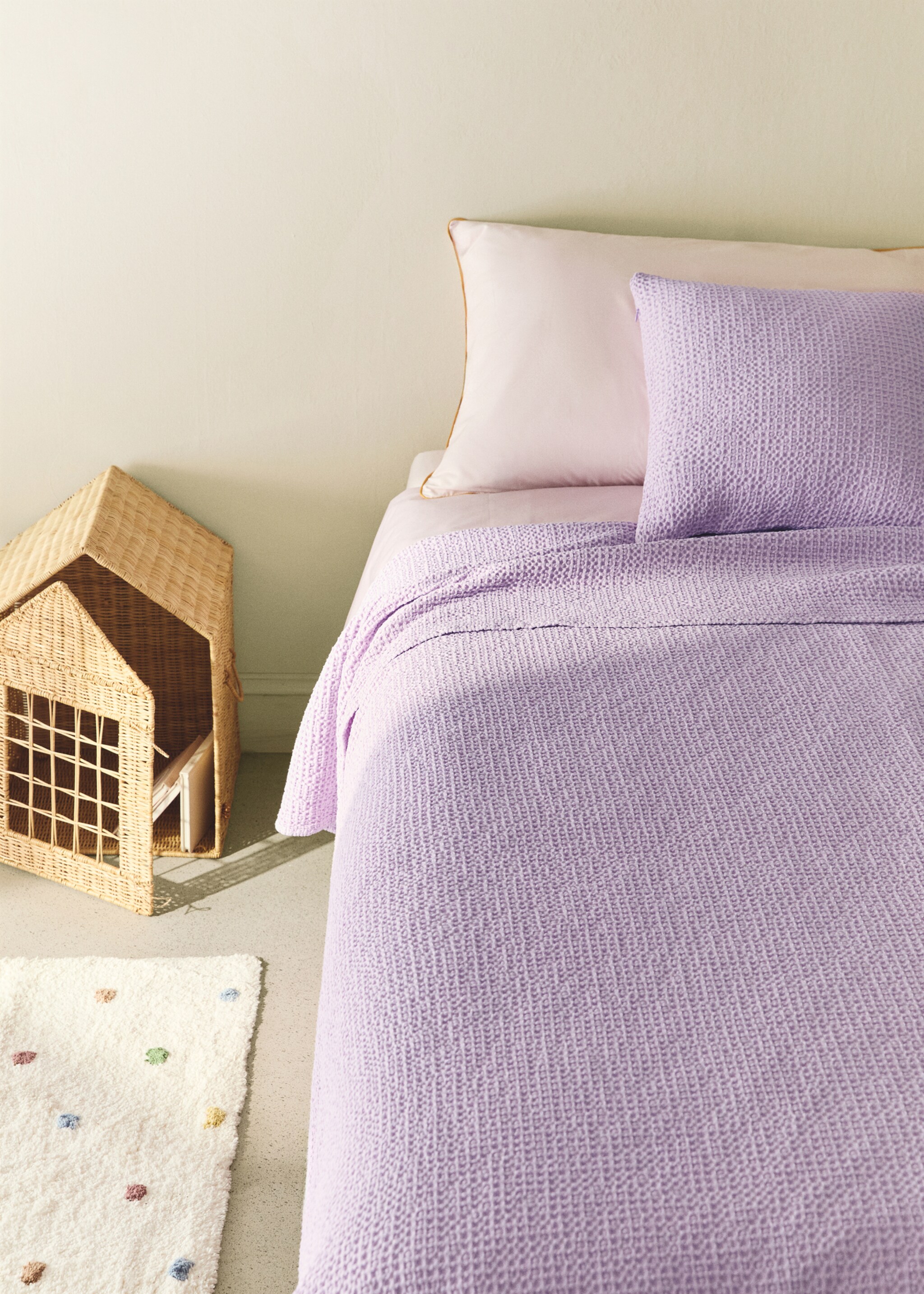 Colcha de berço de algodão garment-dyed e textura waffle - Plano geral, Roxo-claro. Ref: 27094075-00.