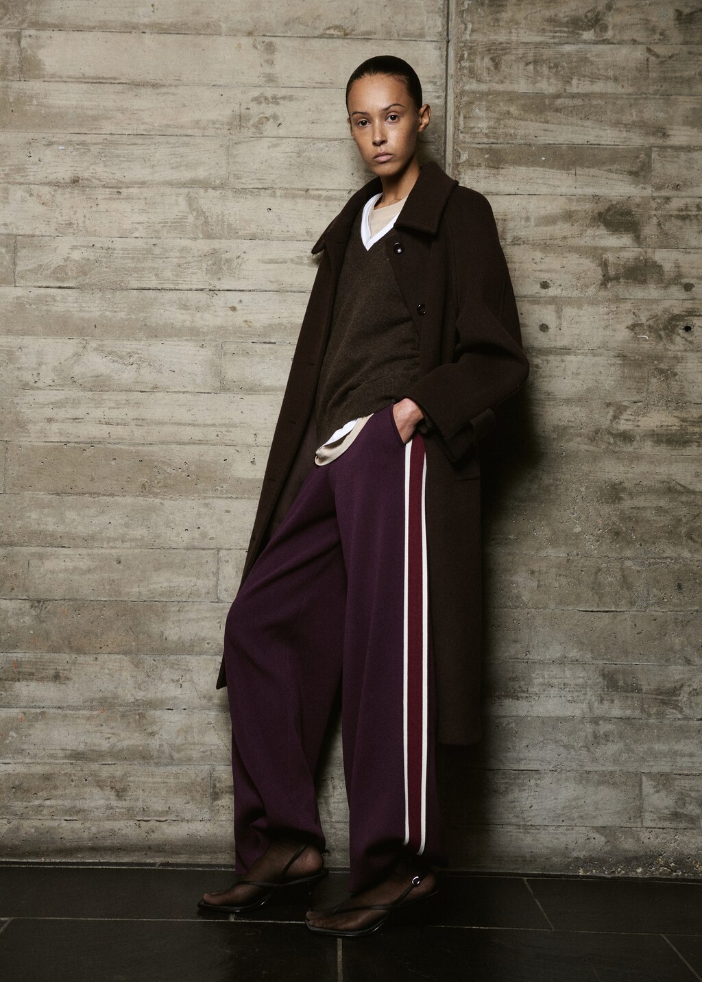 Knitted pants with contrasting stripes - image 2