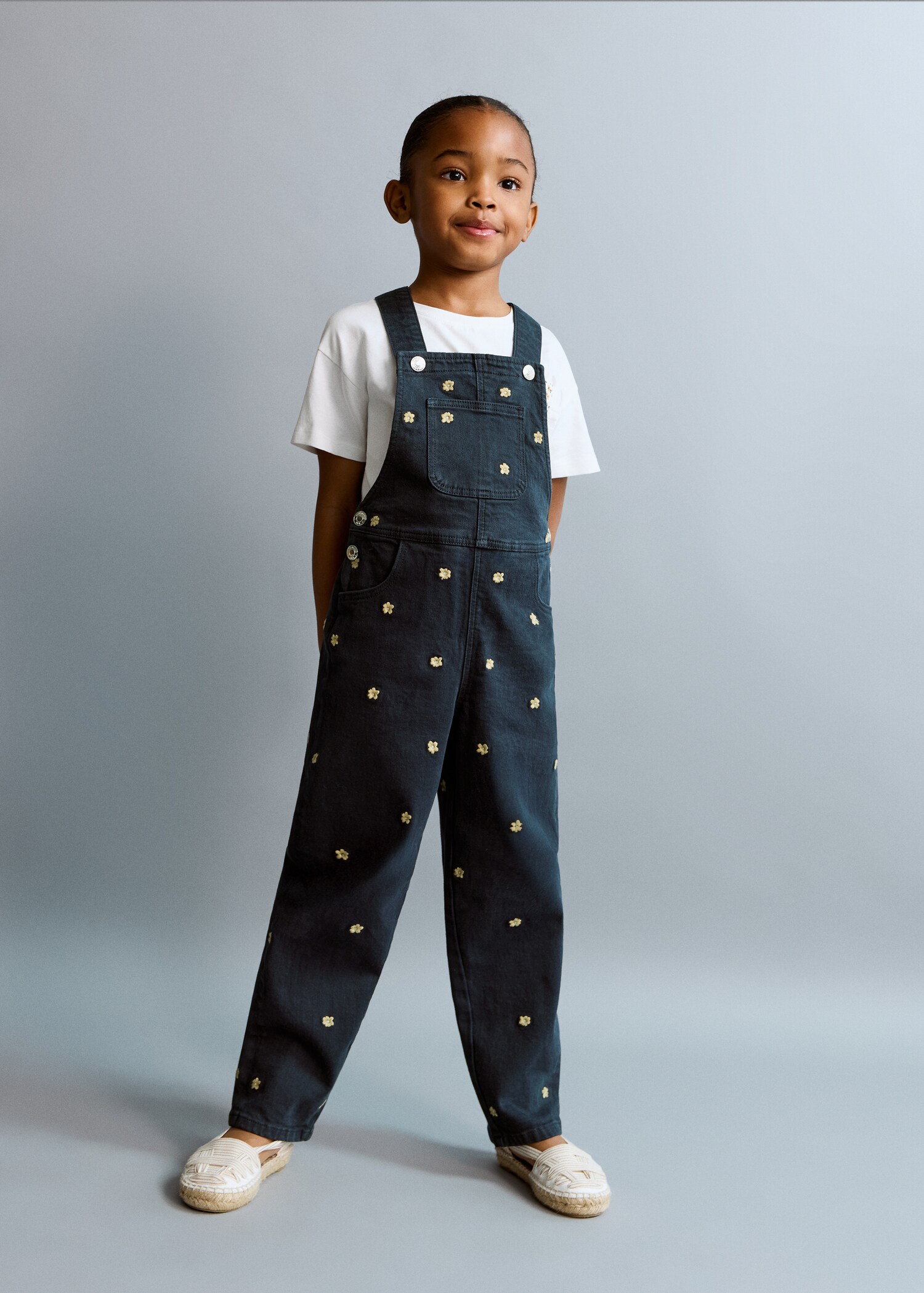 Long embroidered floral dungarees - General plane