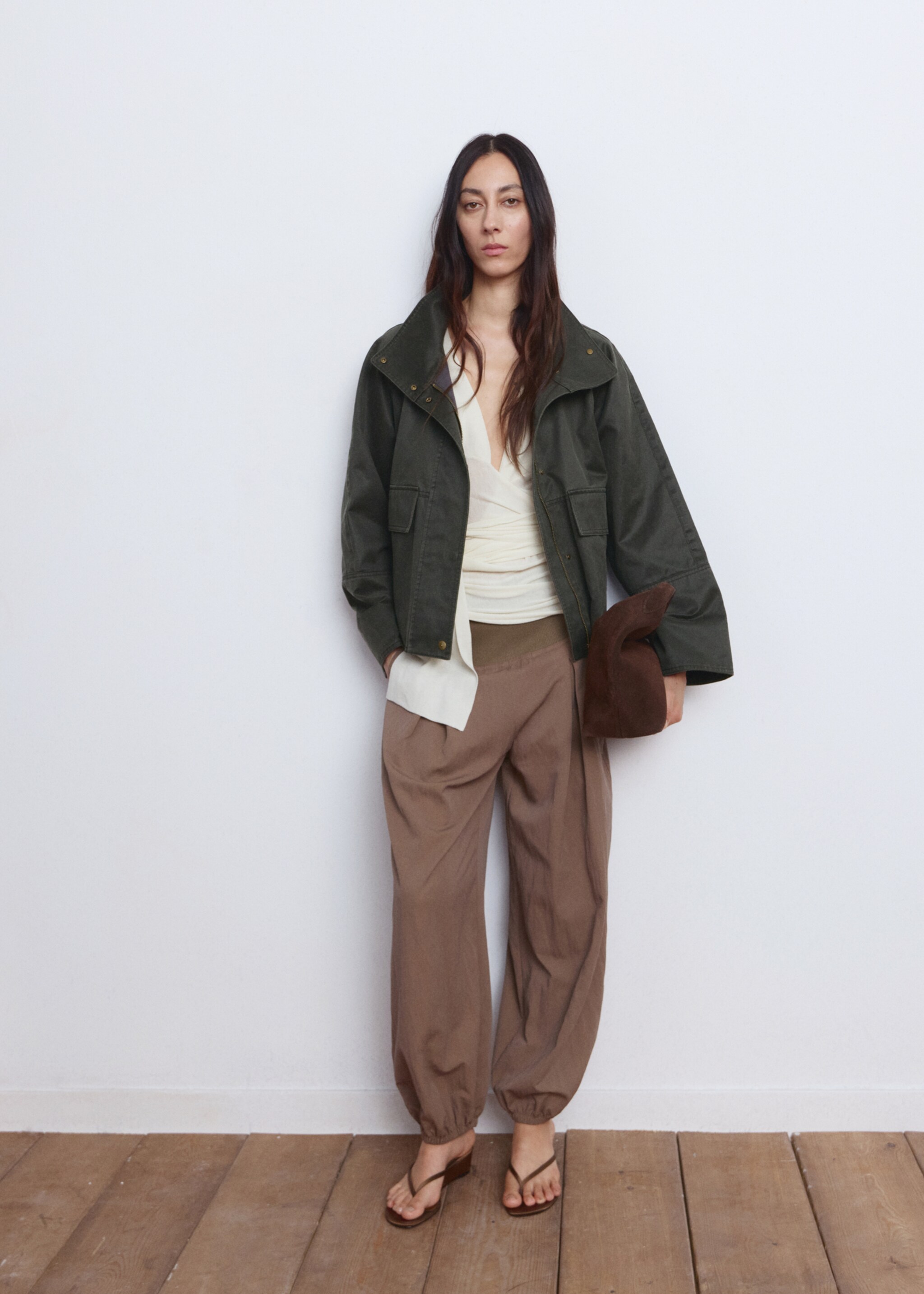Funnel neck parka with pockets - General plane, Khaki. Ref: 27094776-00.