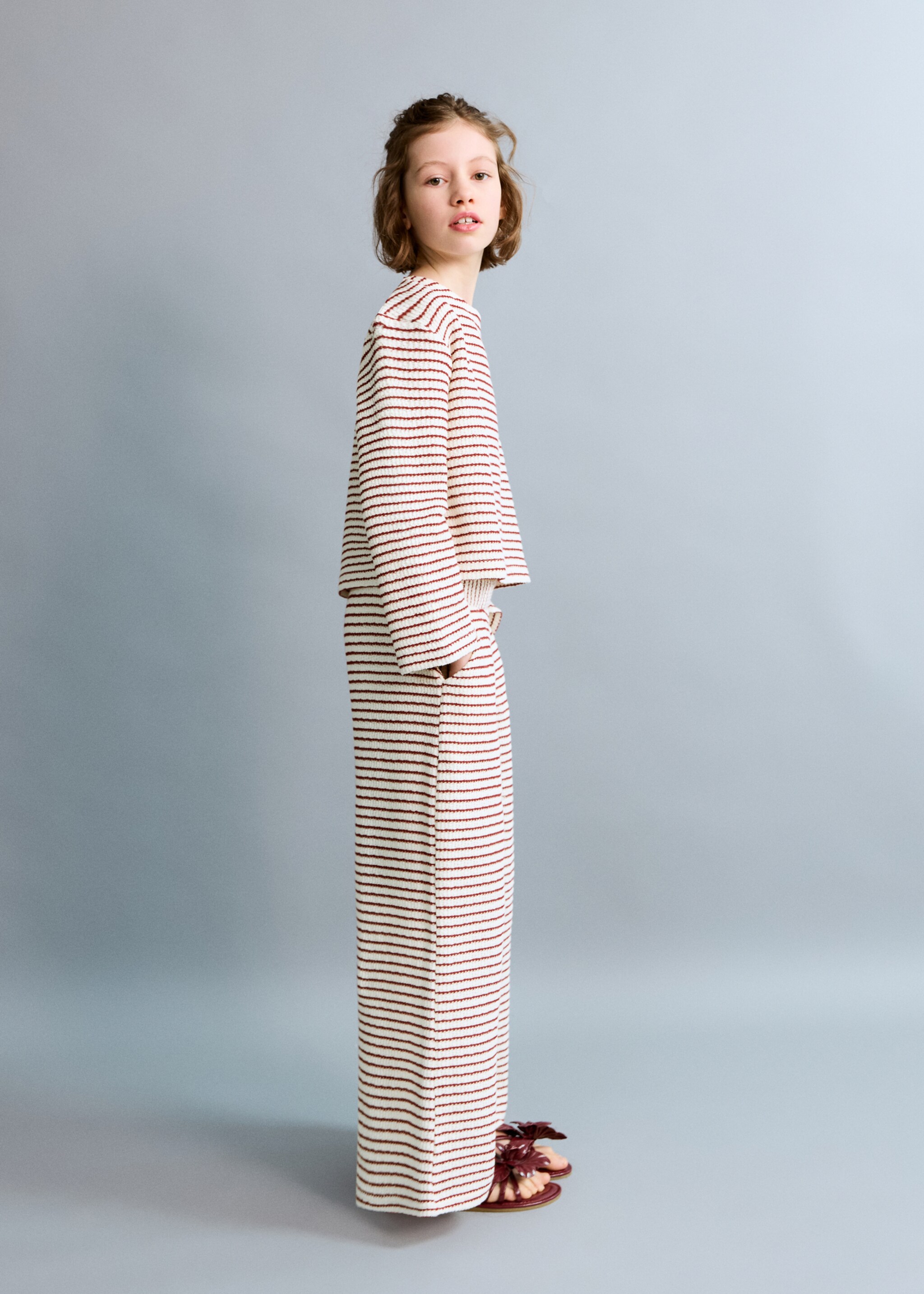 Knitted cropped sweater - General plane, Red. Ref: 27095154-00.