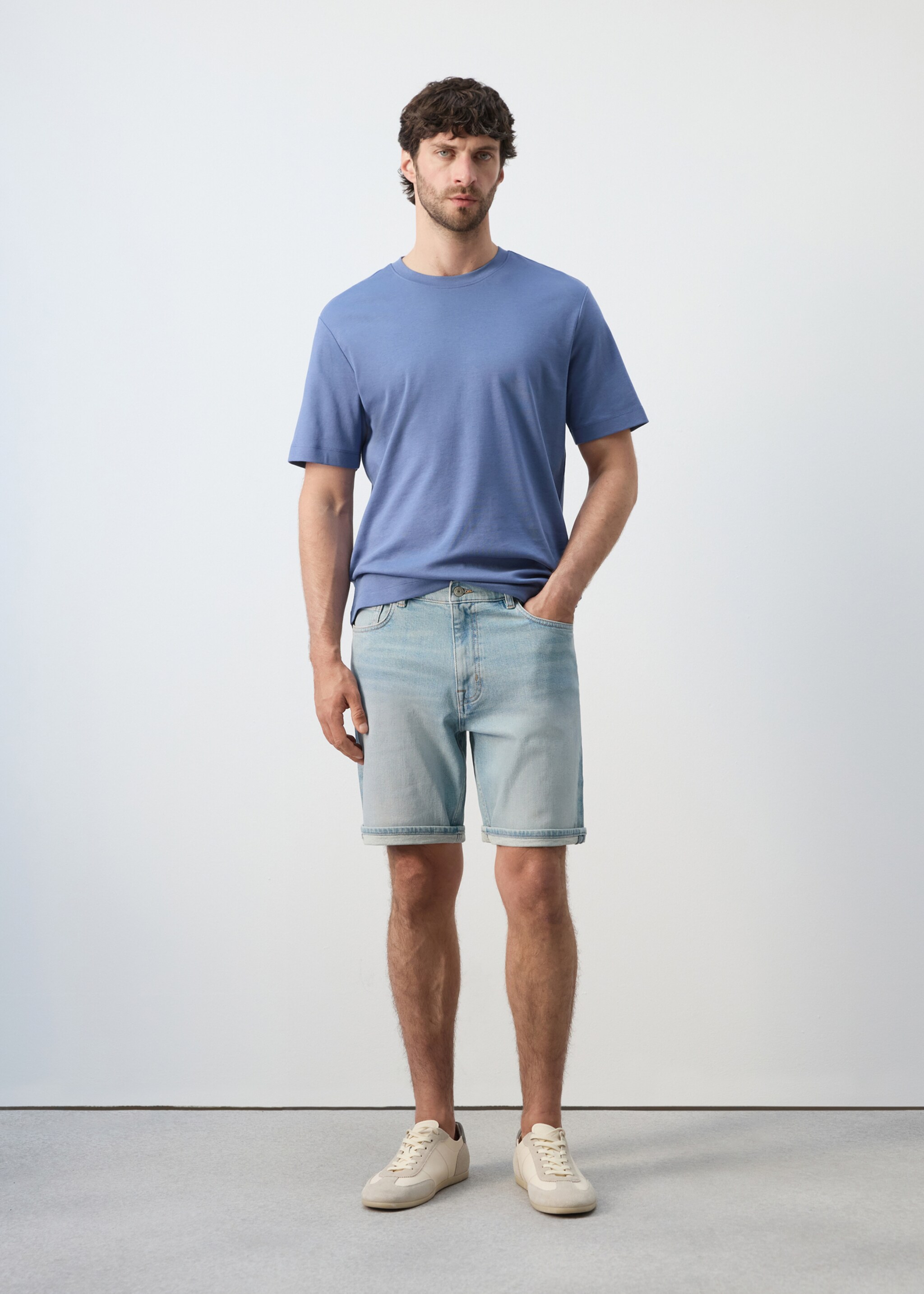 Bermuda en jean slim fit - Plan général, Bleu clair. Ref: 27095957-00.