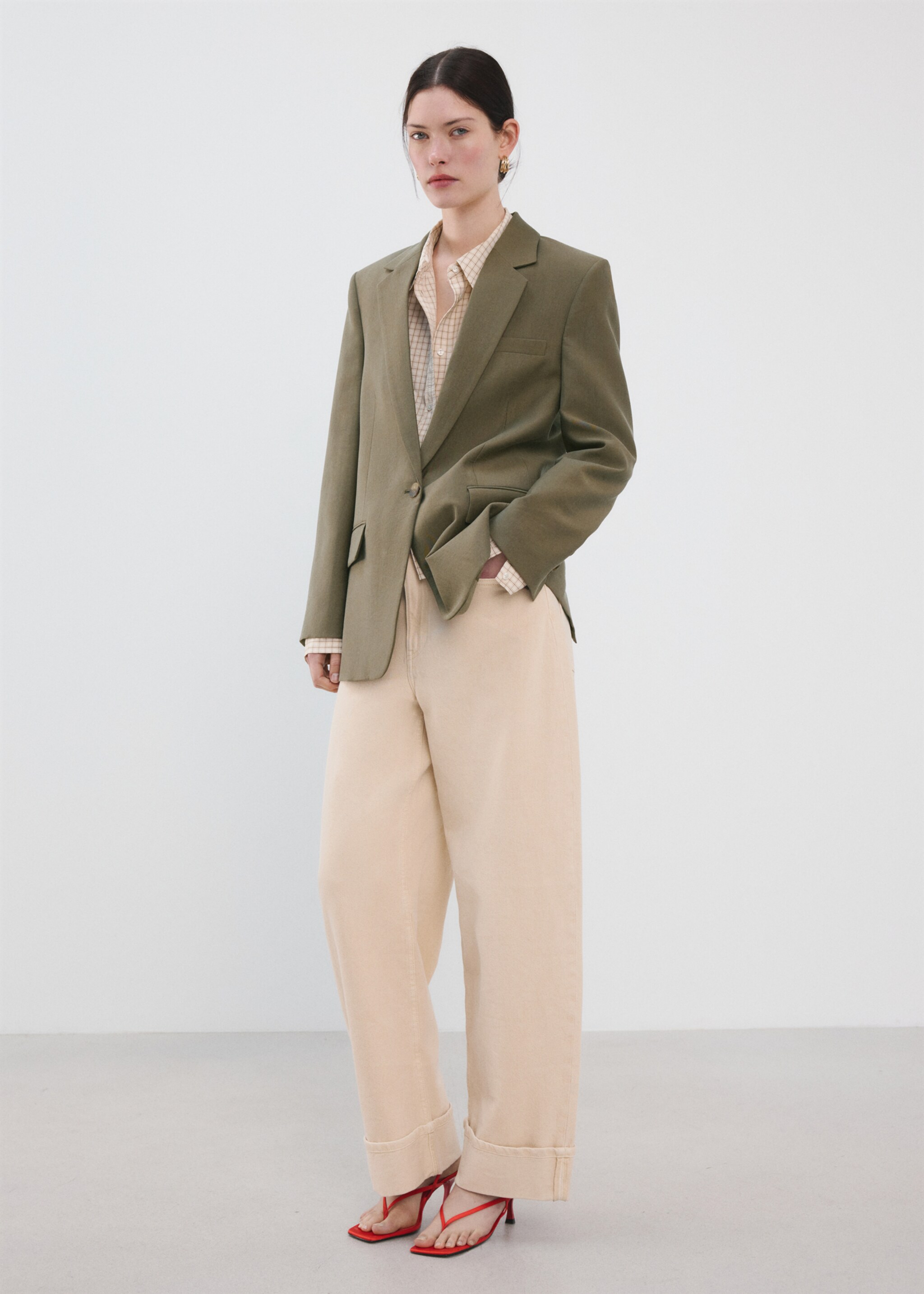 Straight suit jacket with lapel pockets - General plane, Green. Ref: 27096358-00.