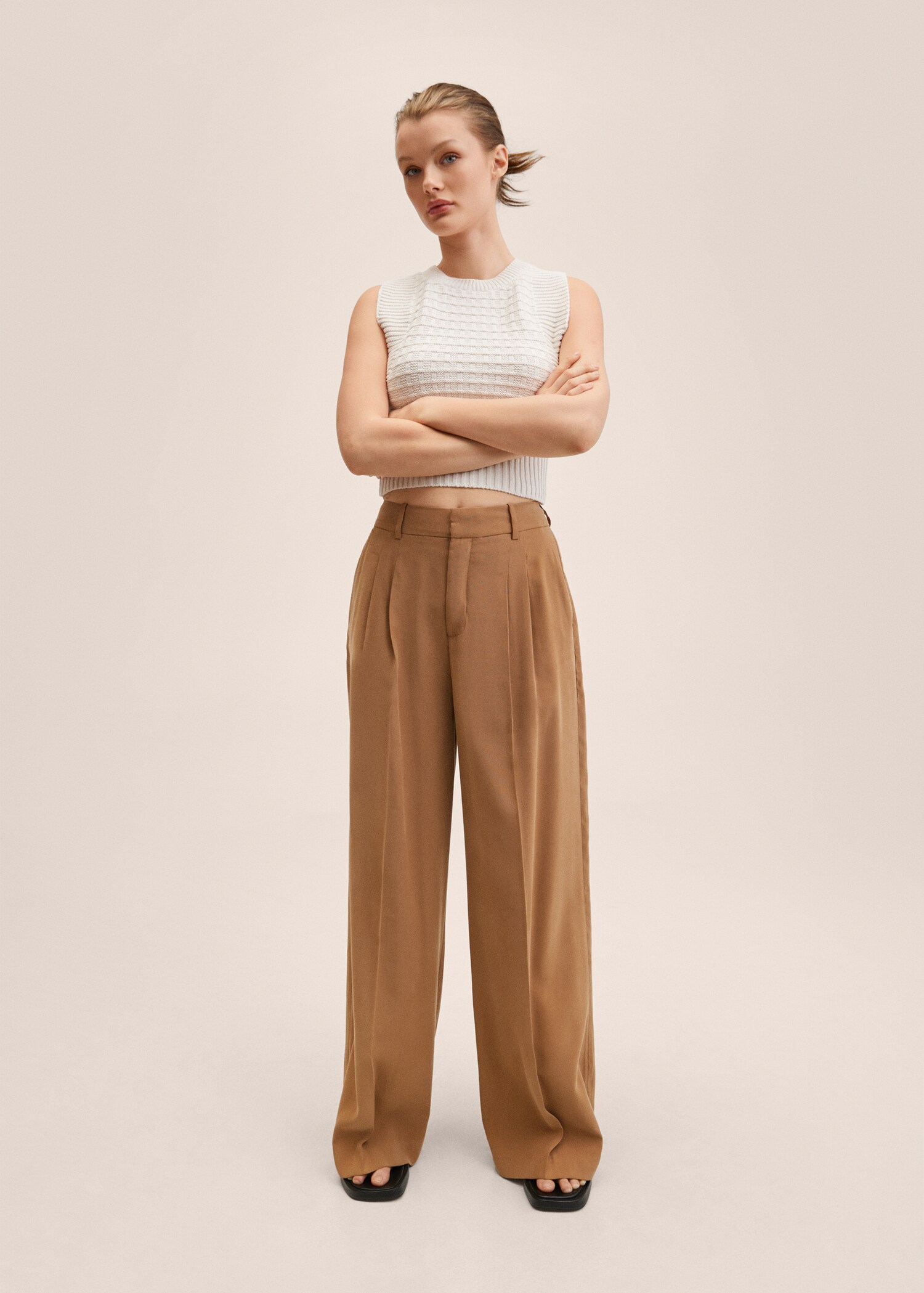 Slit knit top - General plane
