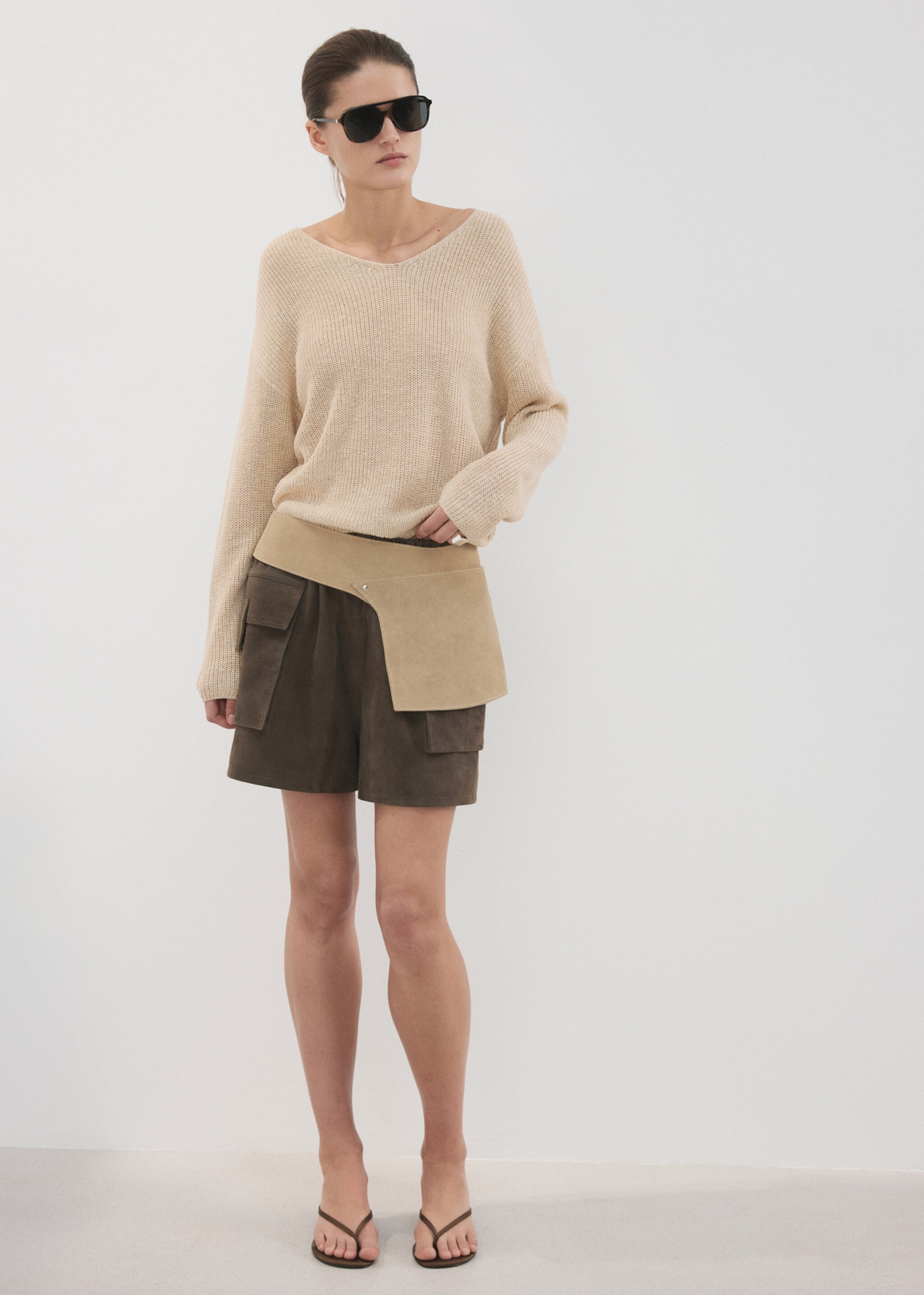 V-neck openwork knitted sweater - General plane, Sand. Ref: 27097136-00.