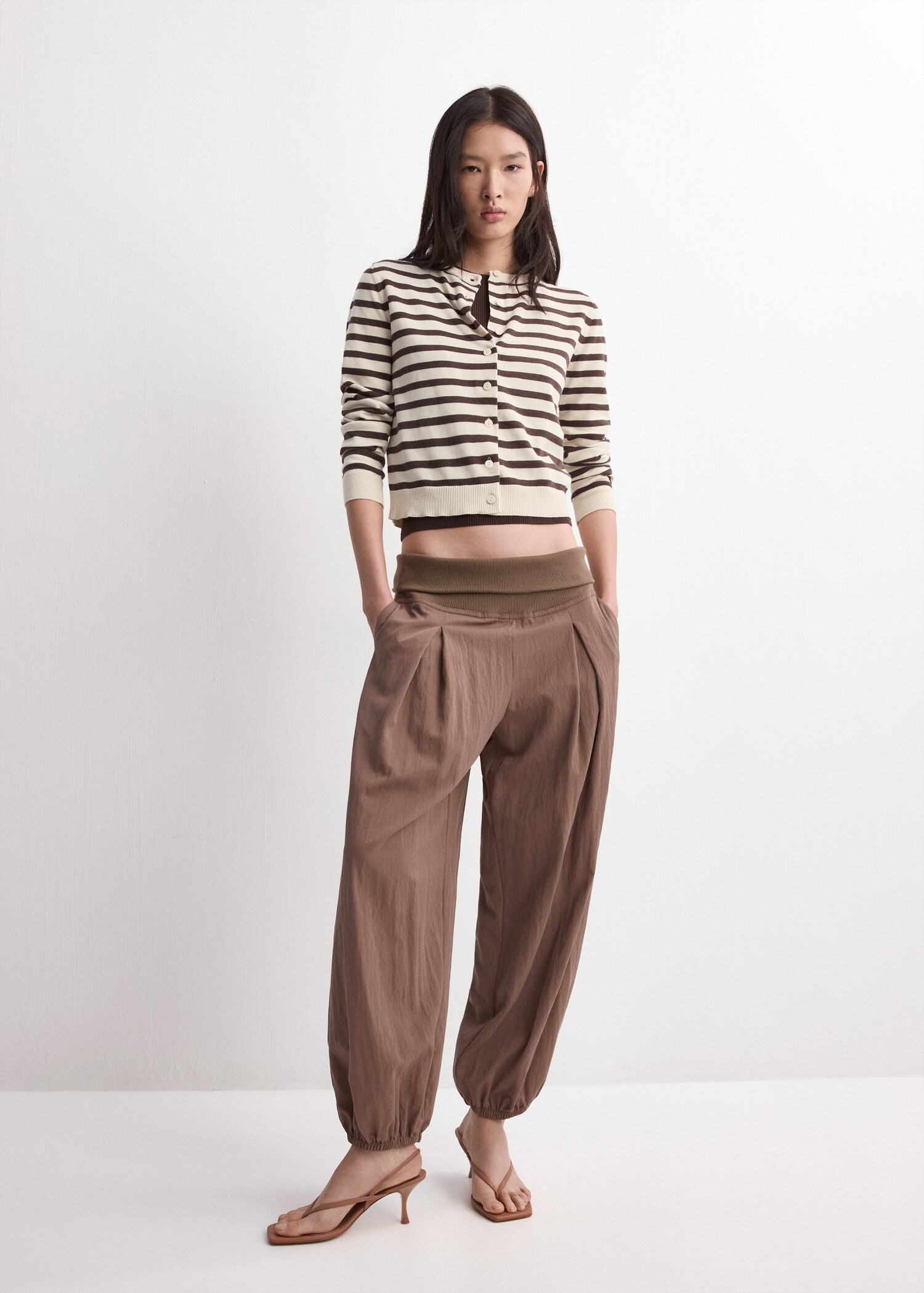 Cárdigan punto rayas - Plano general