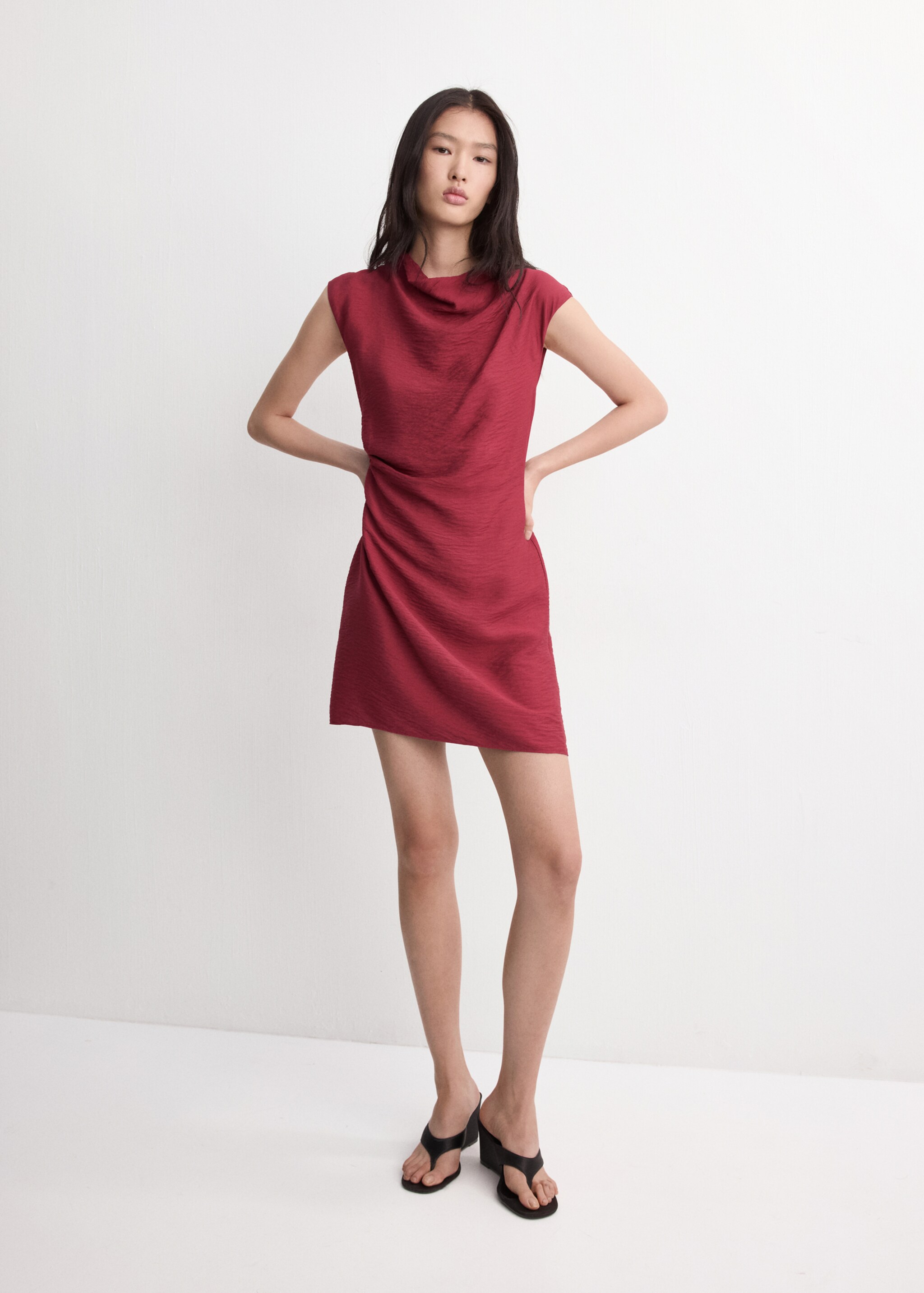 Asymmetrical draped short dress - General plane, Maroon. Ref: 27097161-00.