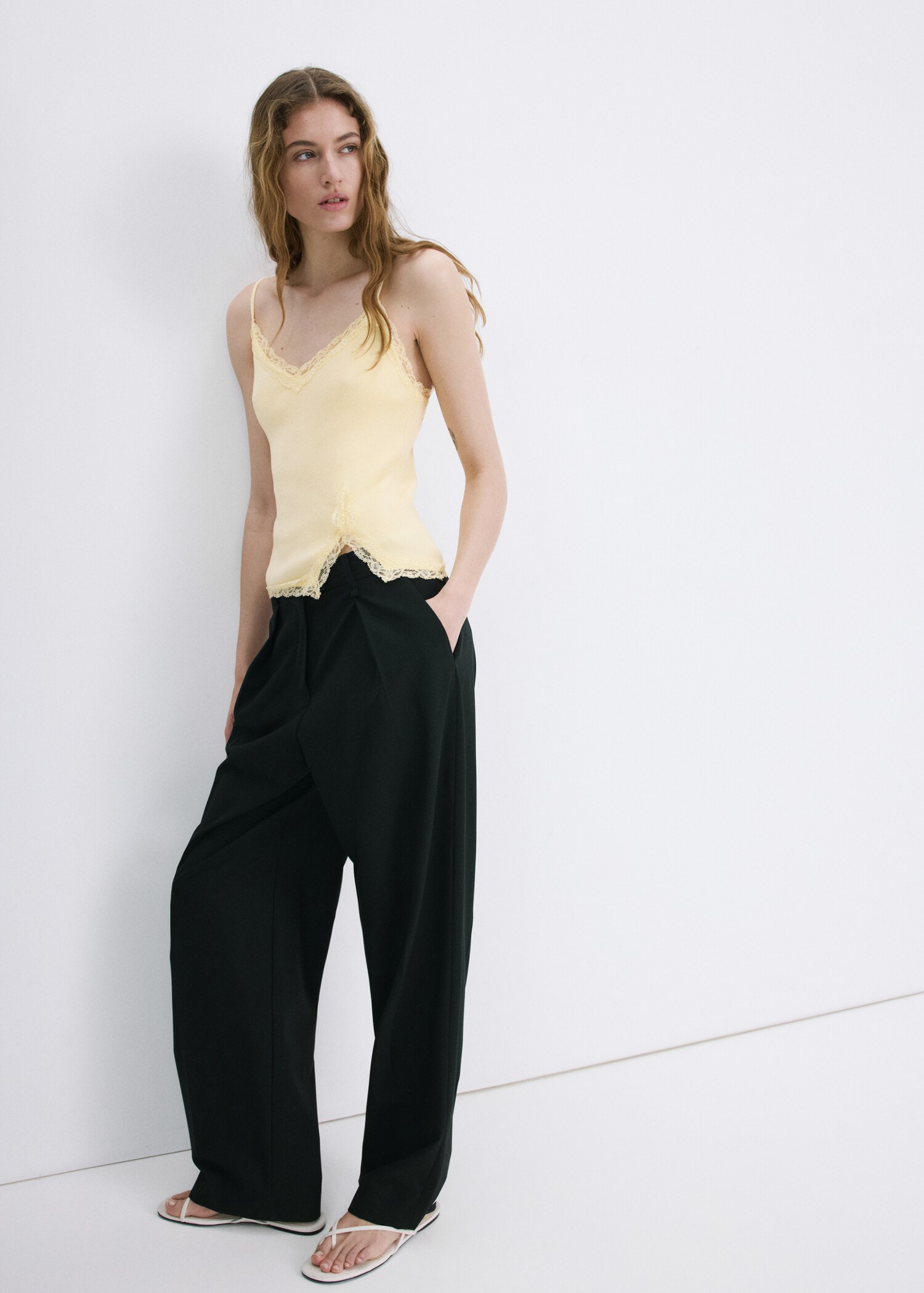 Lace detail top - General plane