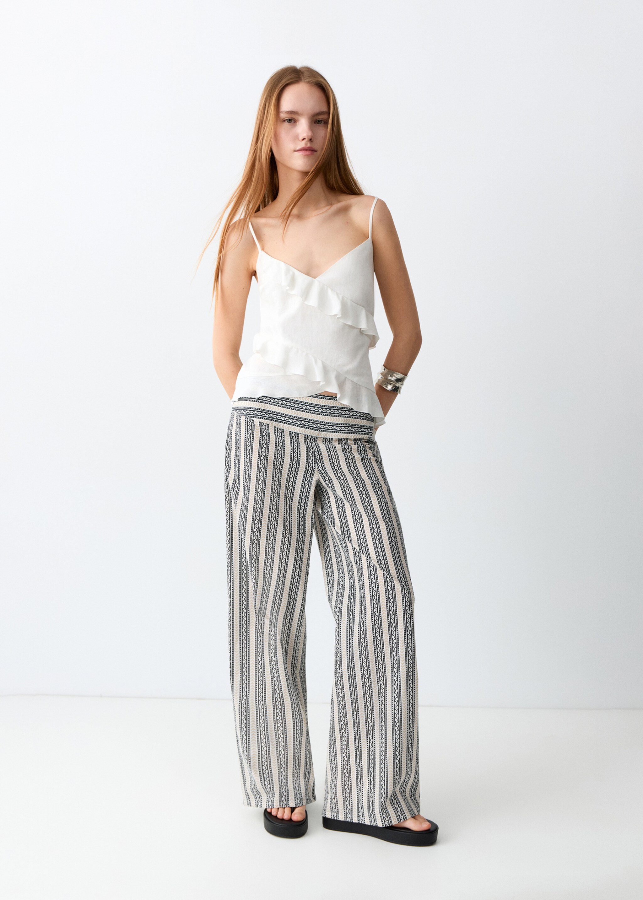 Printed straight trousers - General plane, Ecru. Ref: 27097899-00.
