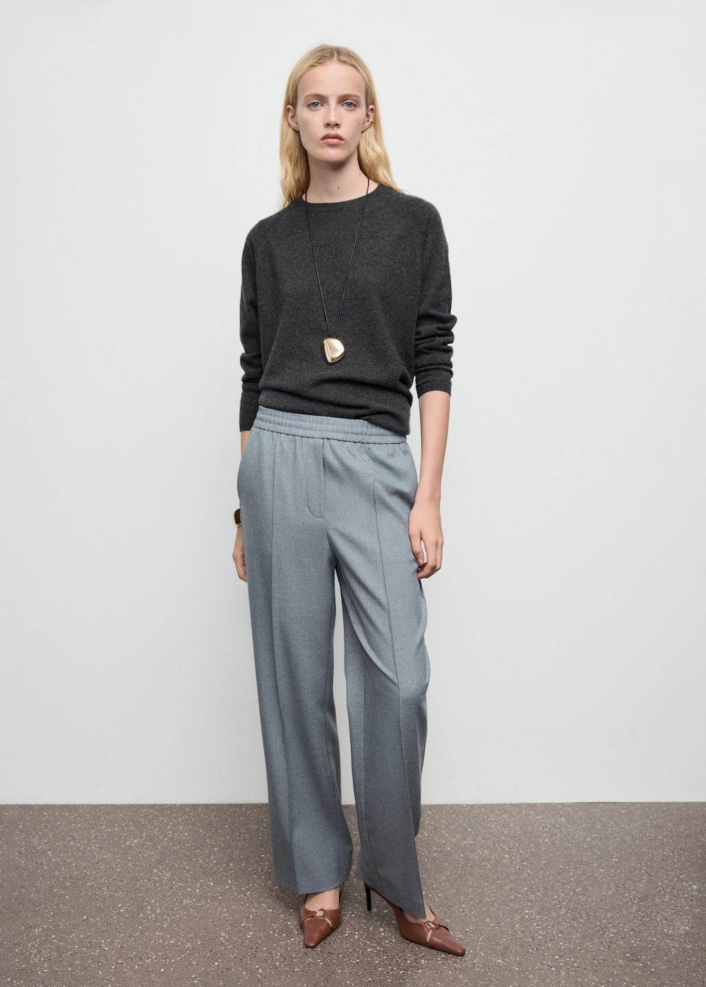 Wide leg trousers with elastic waist - image 2