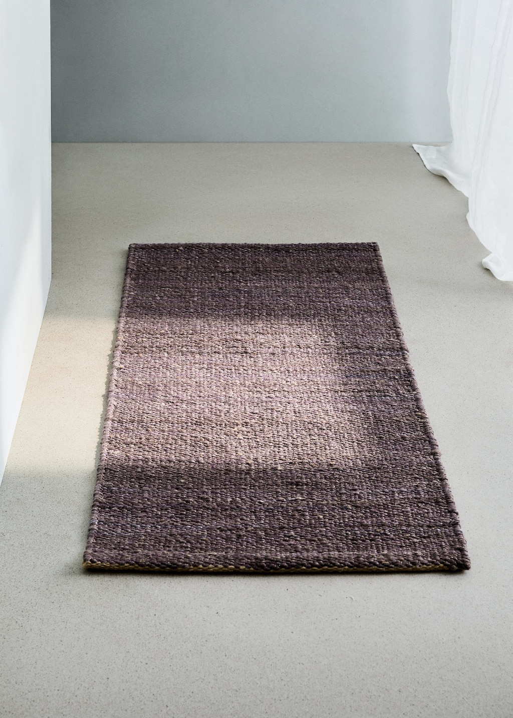 Mango Braided Jute Yarn Rug Purple
