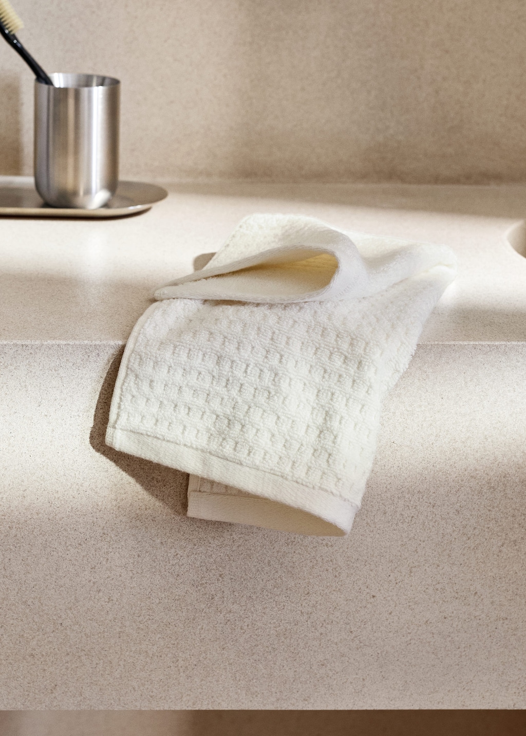 Mango Terry Cotton Face Towel Off White