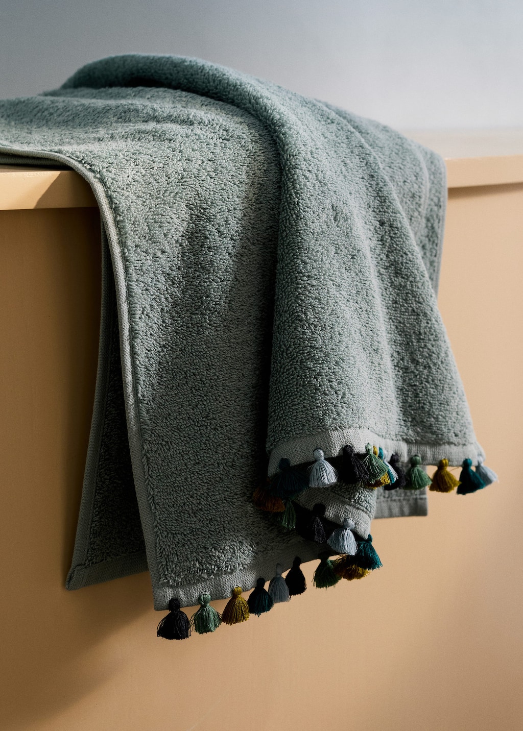 Mango Cotton Terry Hand Towel With Pom-pom Detail Olive Green