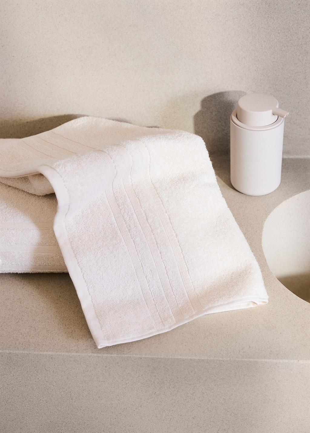 Mango Terry Cotton Towel Vanilla In White