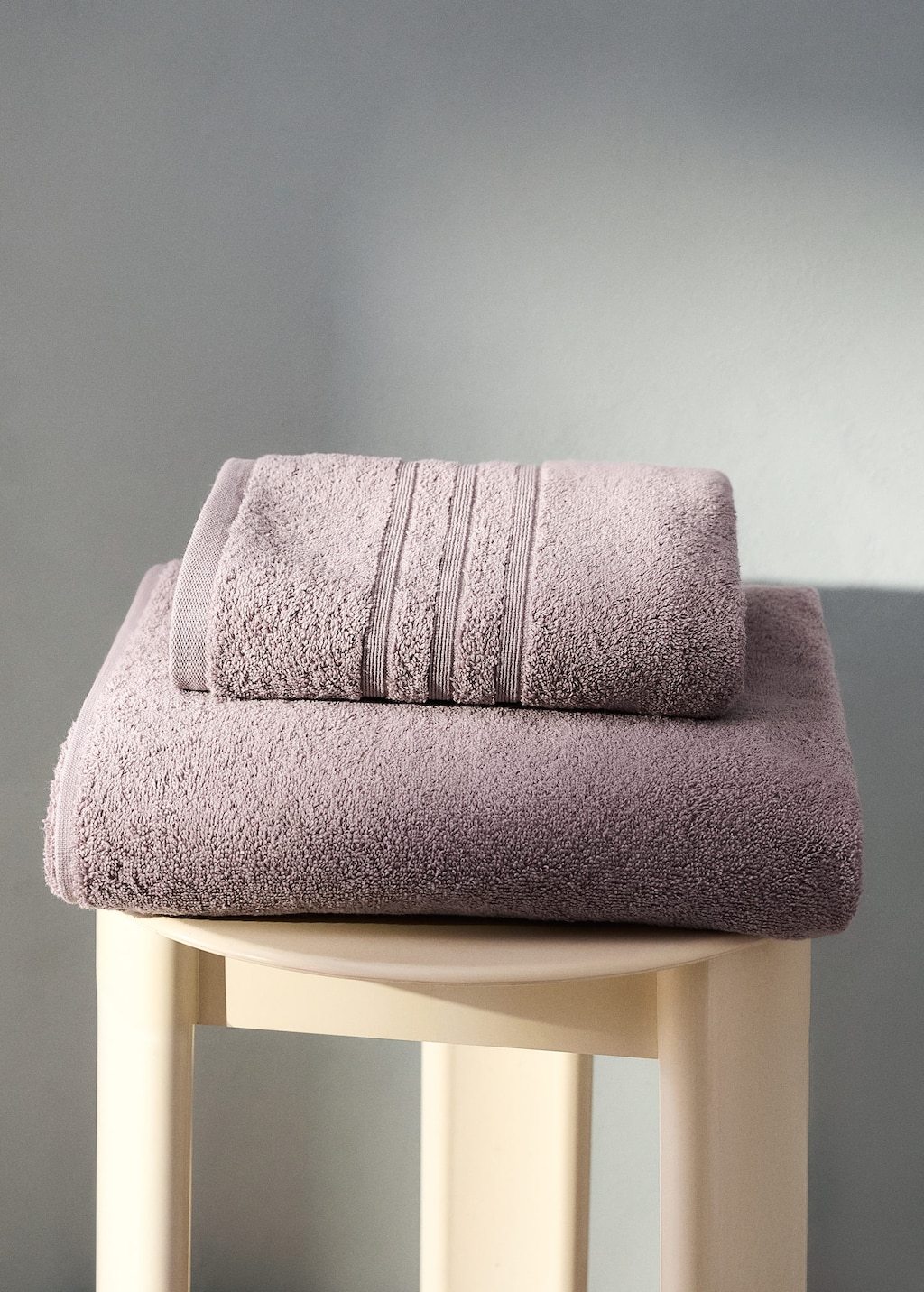 Mango Terry Cotton Towel Lavender In Purple