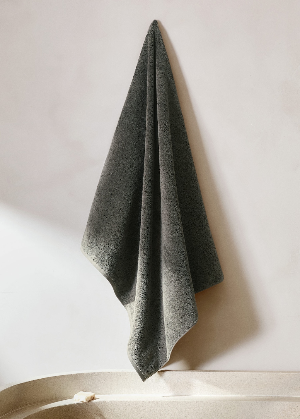 Mango Drap De Bain Coton Doux Gris Foncé - Home - 90x150cm -  Home In Gray