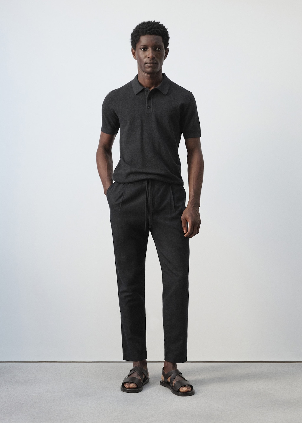 Mango Pantalon En Lin Et Coton Coupe Slim Cropped Noir - Homme - 48 -  Man In Black