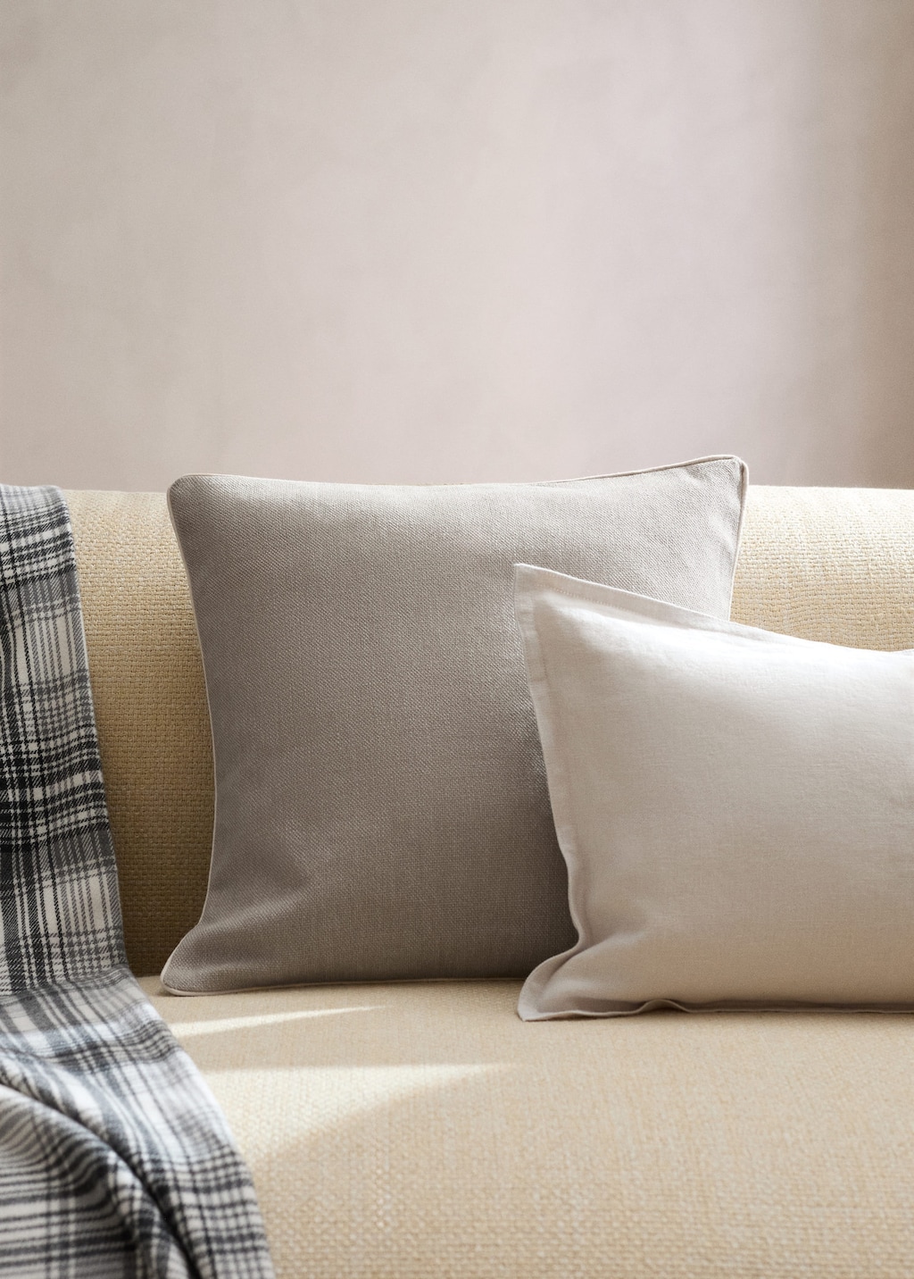 Mango Piping Cushion Cover 45x45cm Sand In Multi