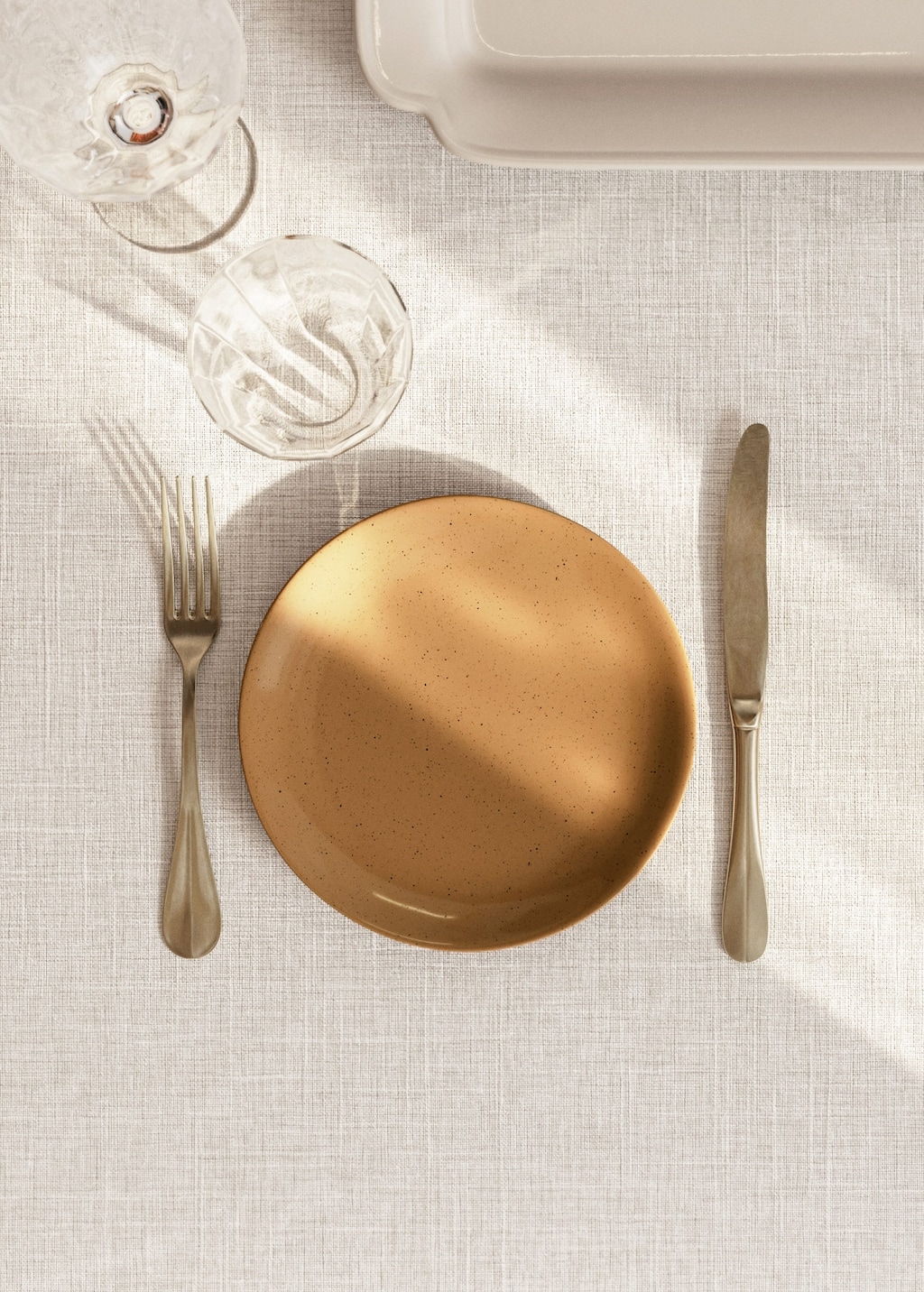 Mango Stoneware Dessert Plate With Spots Leather In Brown