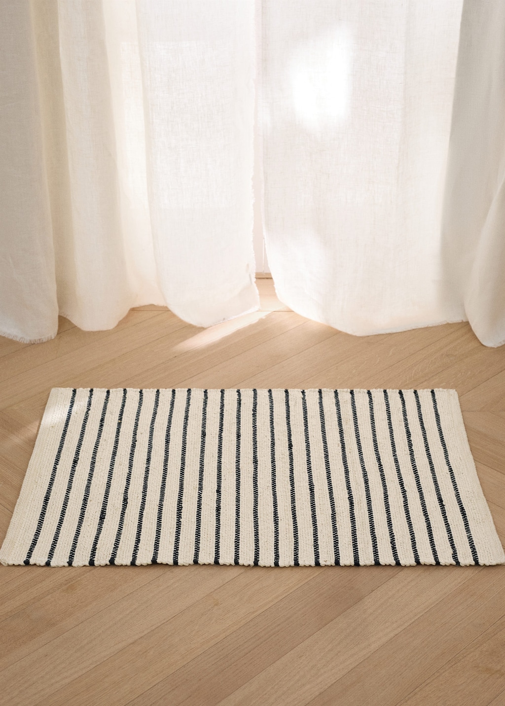 Mango Braided Jute Yarn Stripe Rug Ecru In Neutral