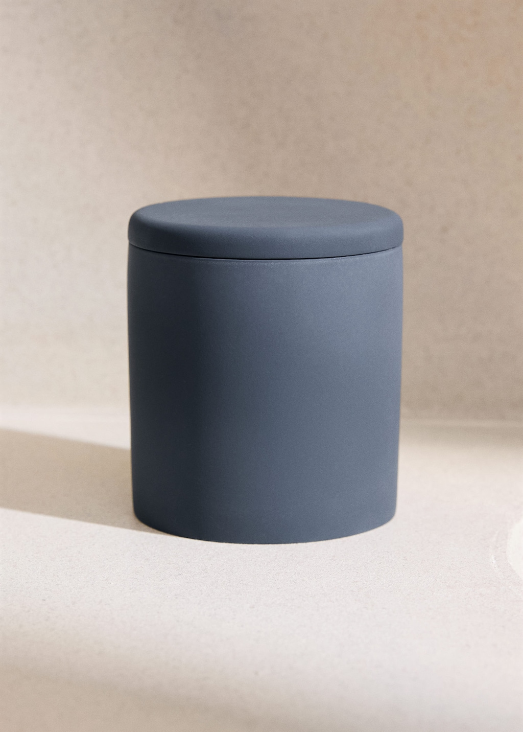 Mango Resin Bathroom Container Charcoal In Gray