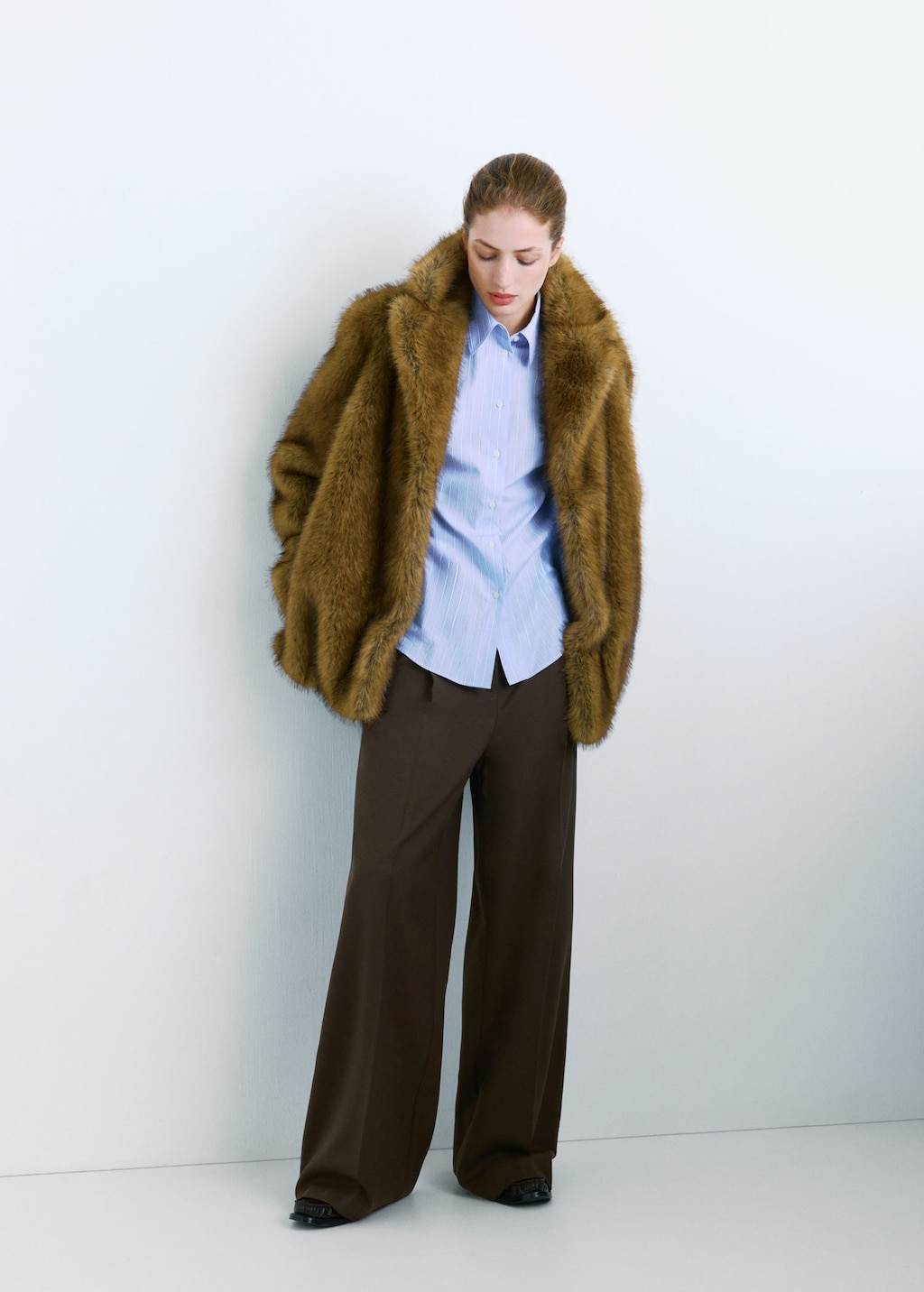 Mango Wide-leg Mid-rise Pleated Trousers Chocolate In Brown