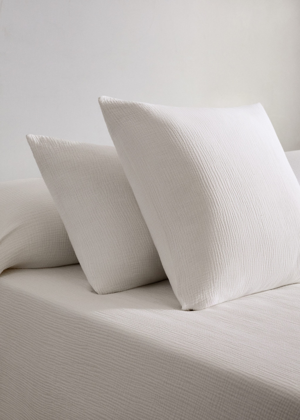 Mango Home Two Cotton Chiffon Pillowcases 60x60 Cm Off White