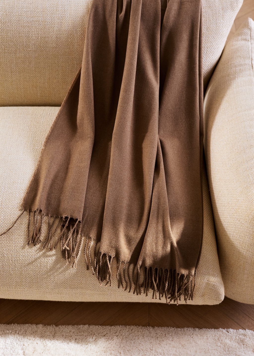 Mango Soft Blanket With Fringe Detail Russet In Brown