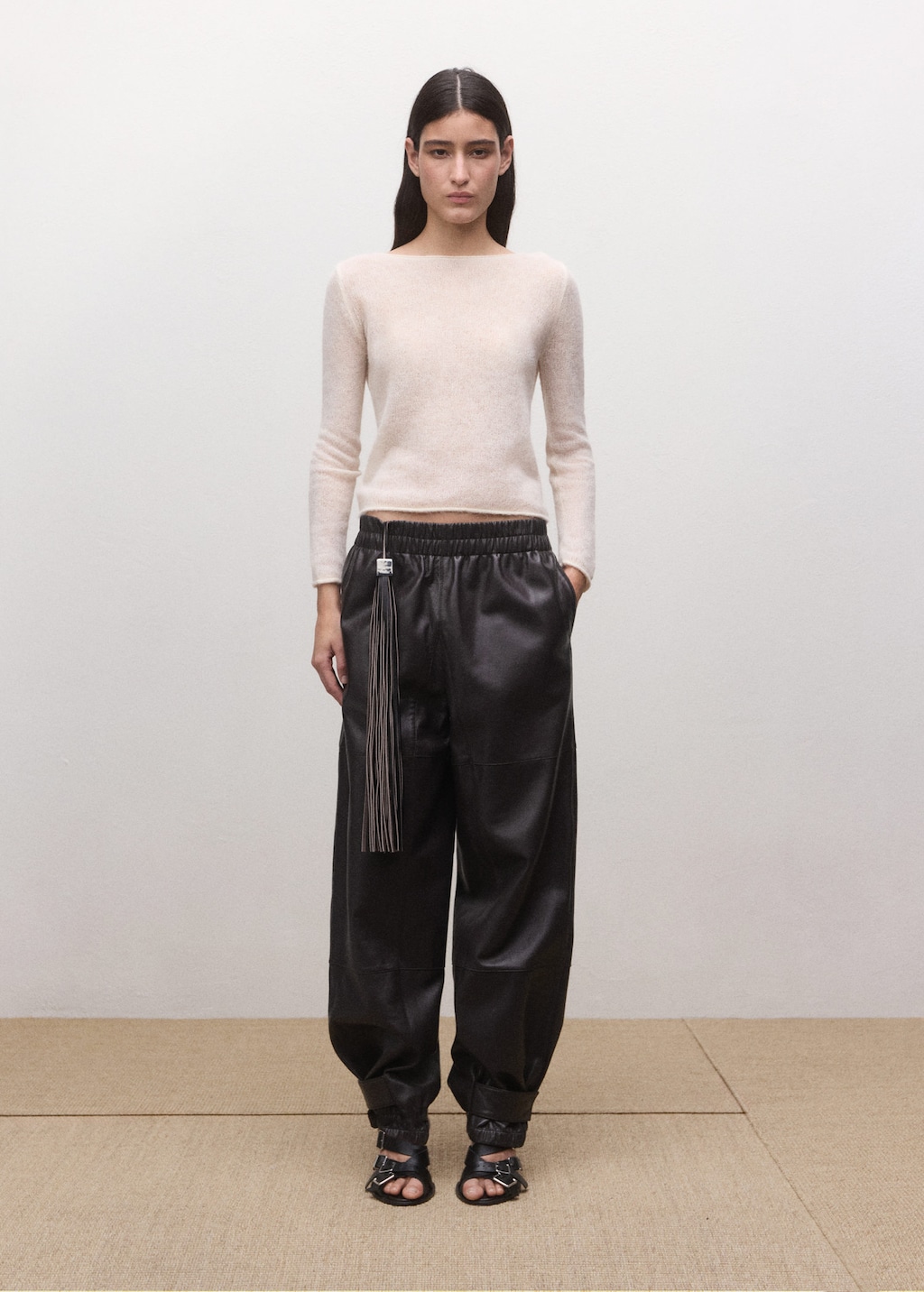 Mango 100% Leather Fringe Keyring Black