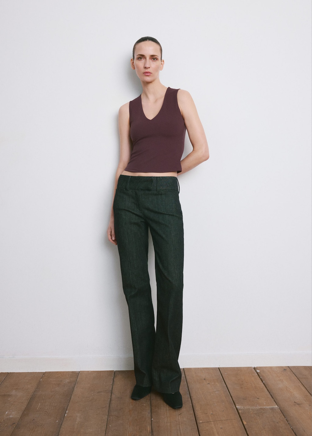 Mango Fitted V-neck Top Burgundy