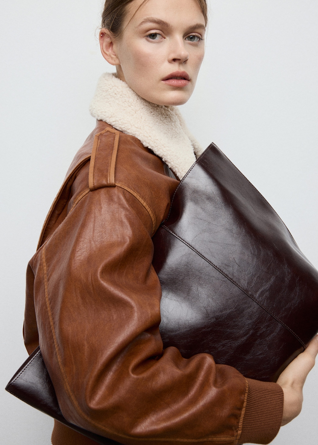 Mango Large Shopper Bag Chocolate In Brown