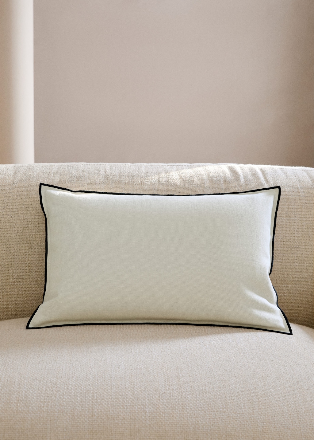 Mango Linen Cotton Cushion Cover With Overlock Tab 40x60 Cm Off White