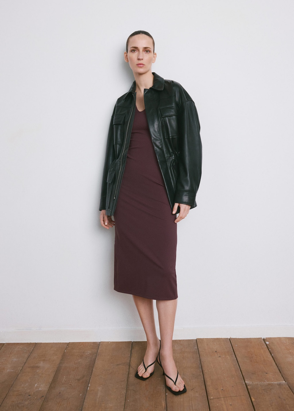 Mango Fitted V-neck Dress Burgundy In Green